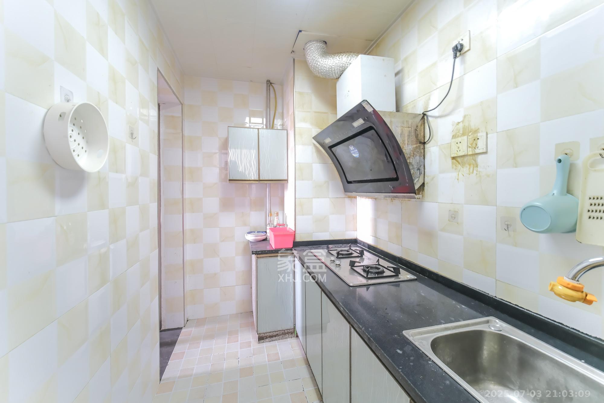 红树湾 2室2厅1卫 43.8万 红树湾 2室2厅1卫 43.8万厨房