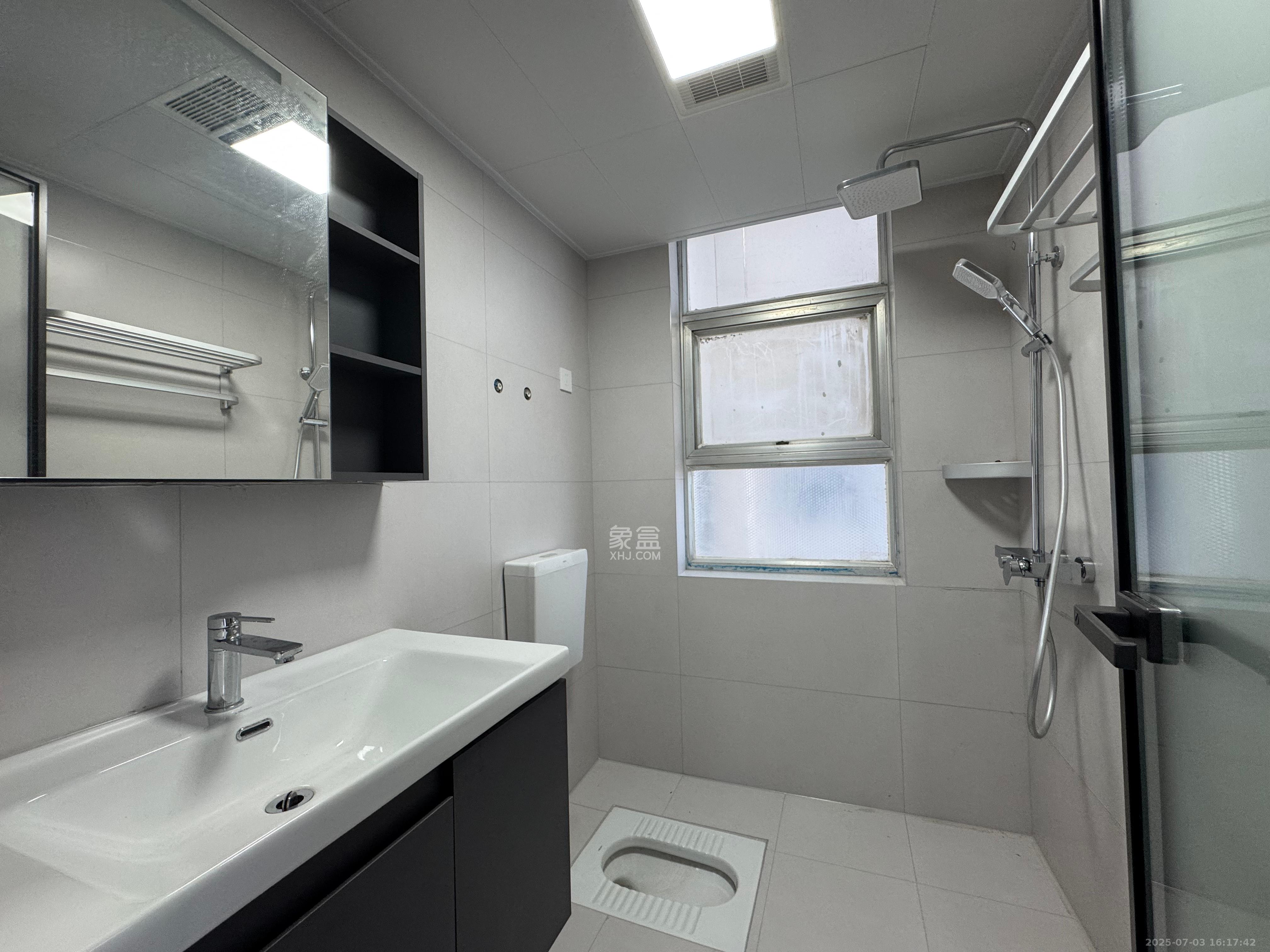 建鸿达现代城 3室2厅1卫 4800.0元/月 建鸿达现代城 3室2厅1卫 4800.0元/月室内图