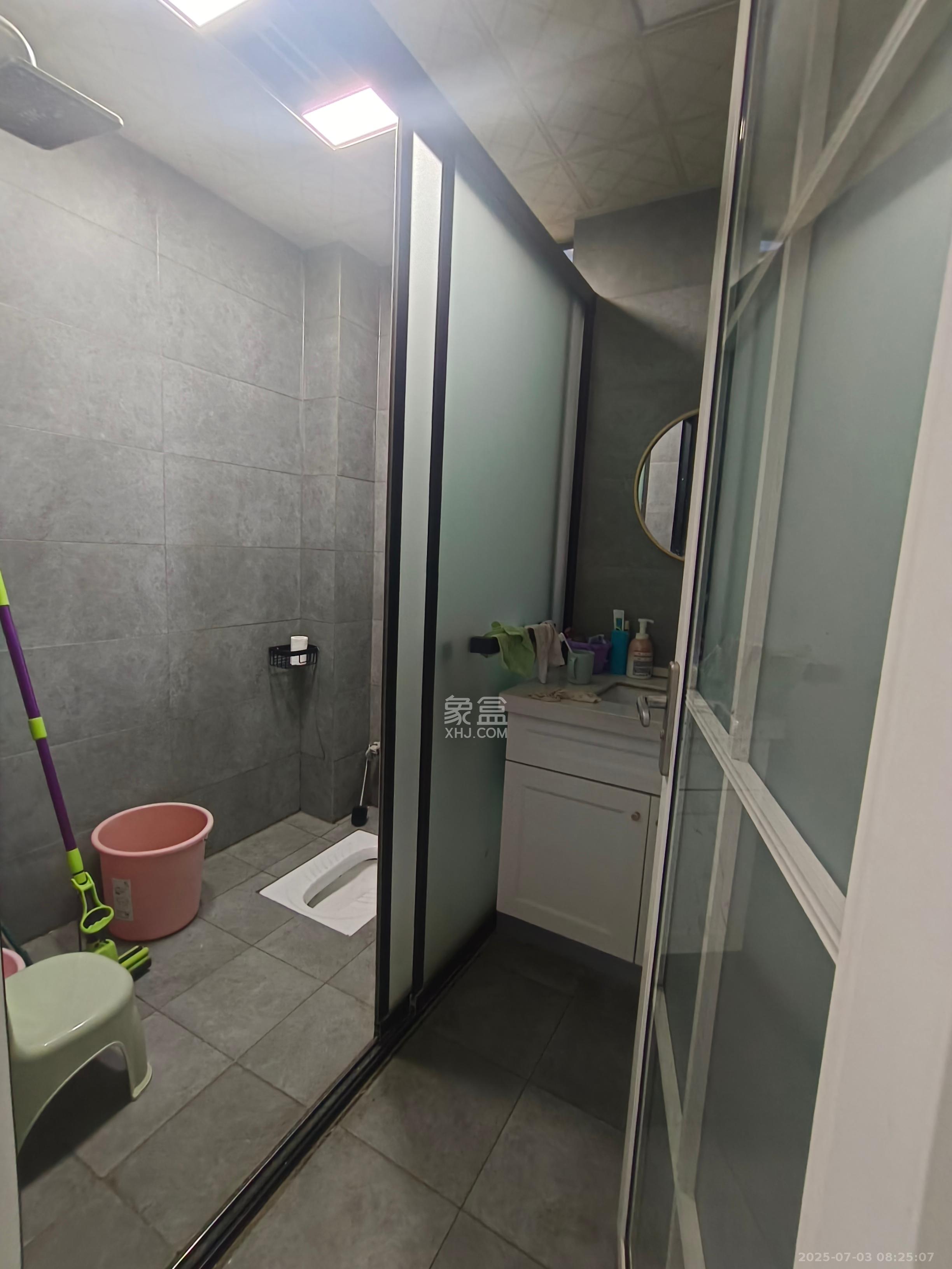 兰亭湾畔  4室2厅2卫    4200.0元/月 兰亭湾畔  4室2厅2卫    4200.0元/月室内图1