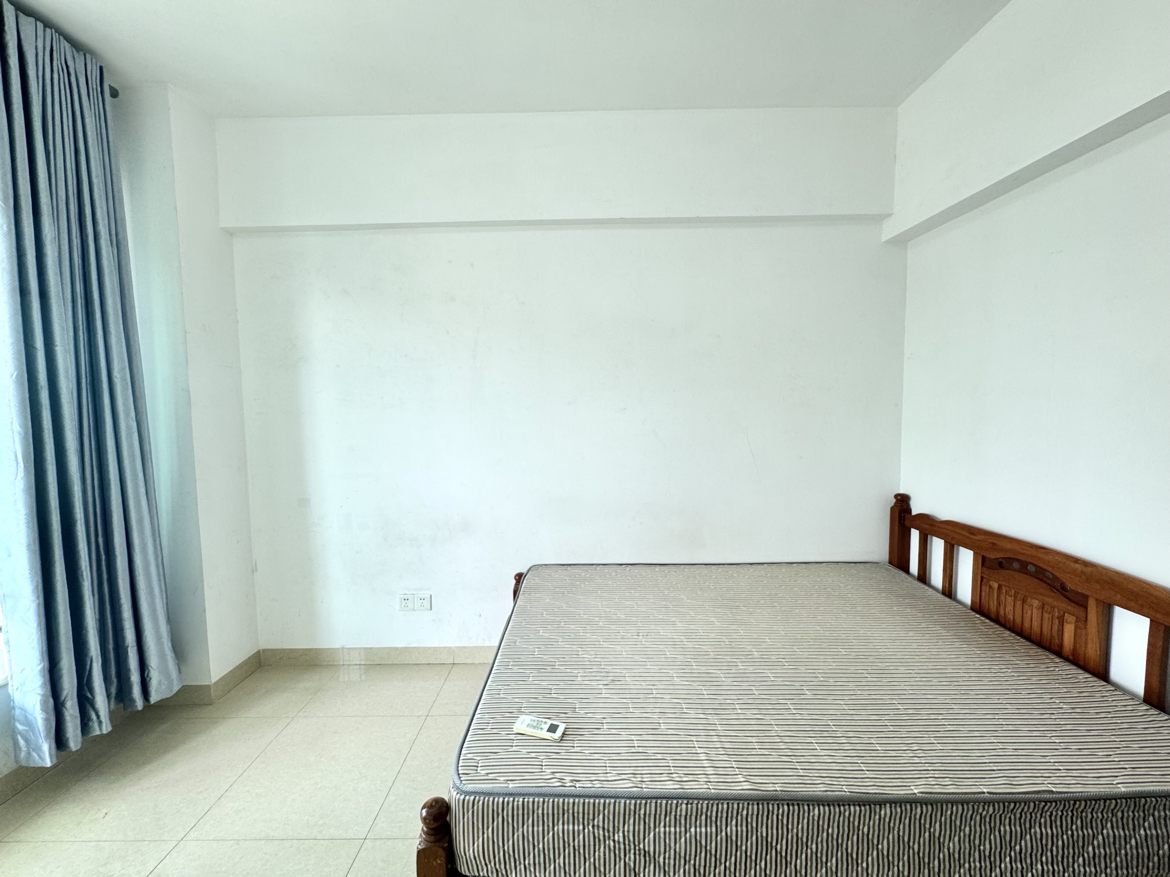 碧湖家园  3室2厅2卫    2700.0元/月 碧湖家园  3室2厅2卫    2700.0元/月室内图