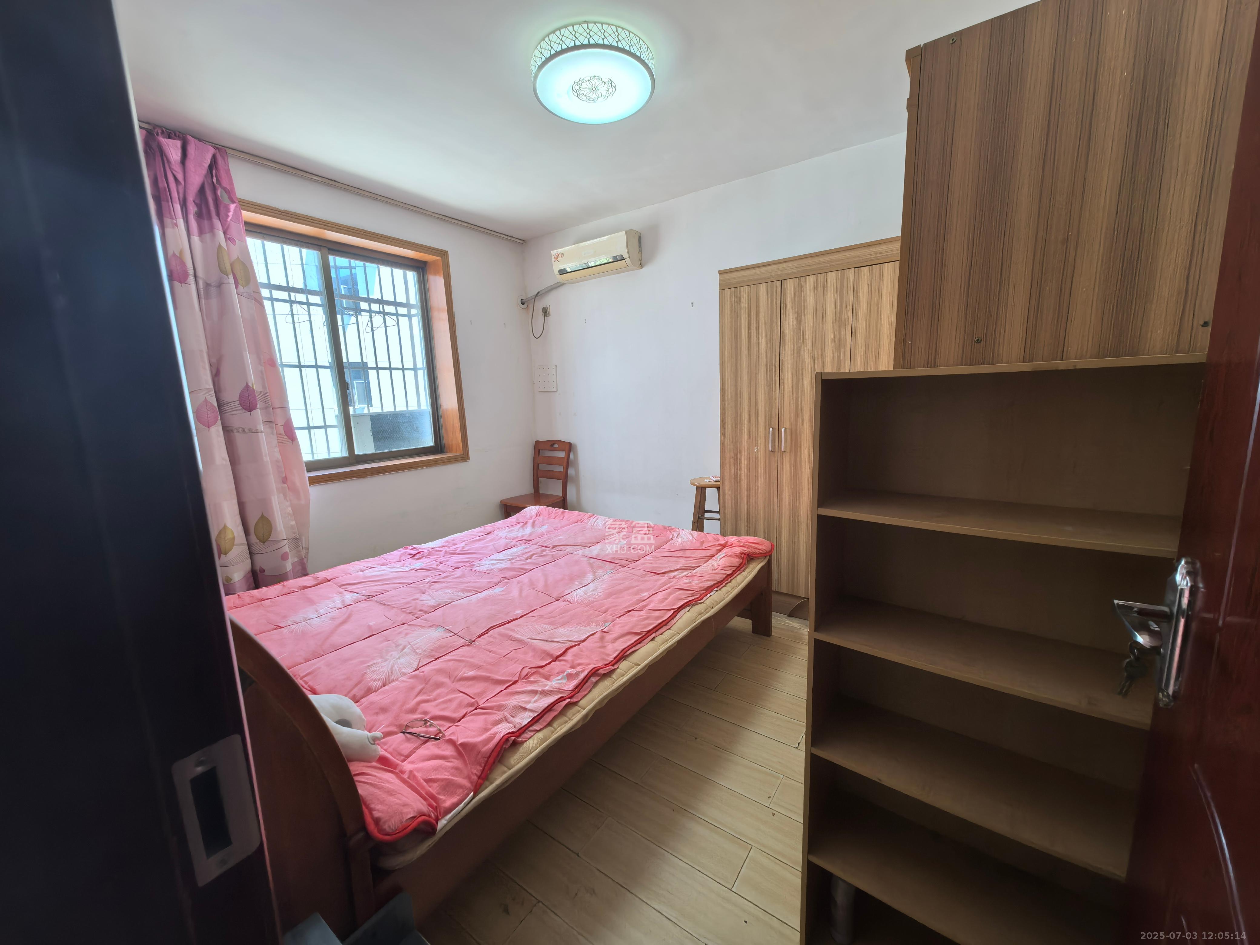 吉景小区  3室2厅1卫   2000.00元/月室内图