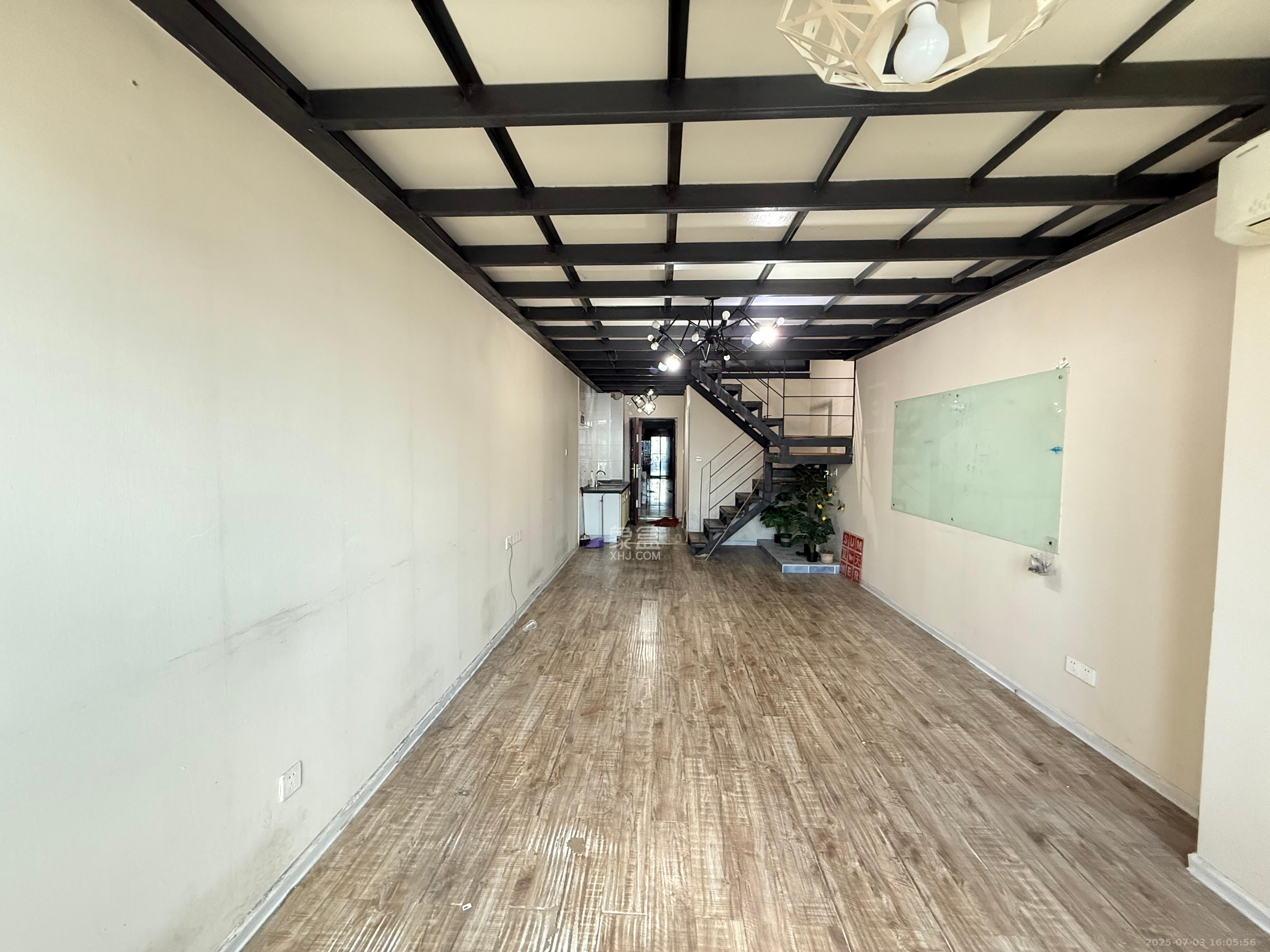 长城万富汇 2室1厅1卫 2300.0元/月 长城万富汇 2室1厅1卫 2300.0元/月室内图