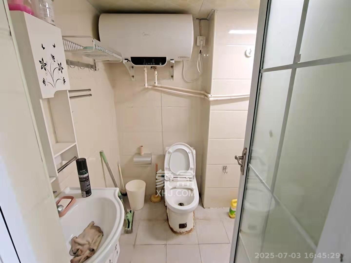 兰亭湾畔  1室1厅1卫   1700.00元/月室内图