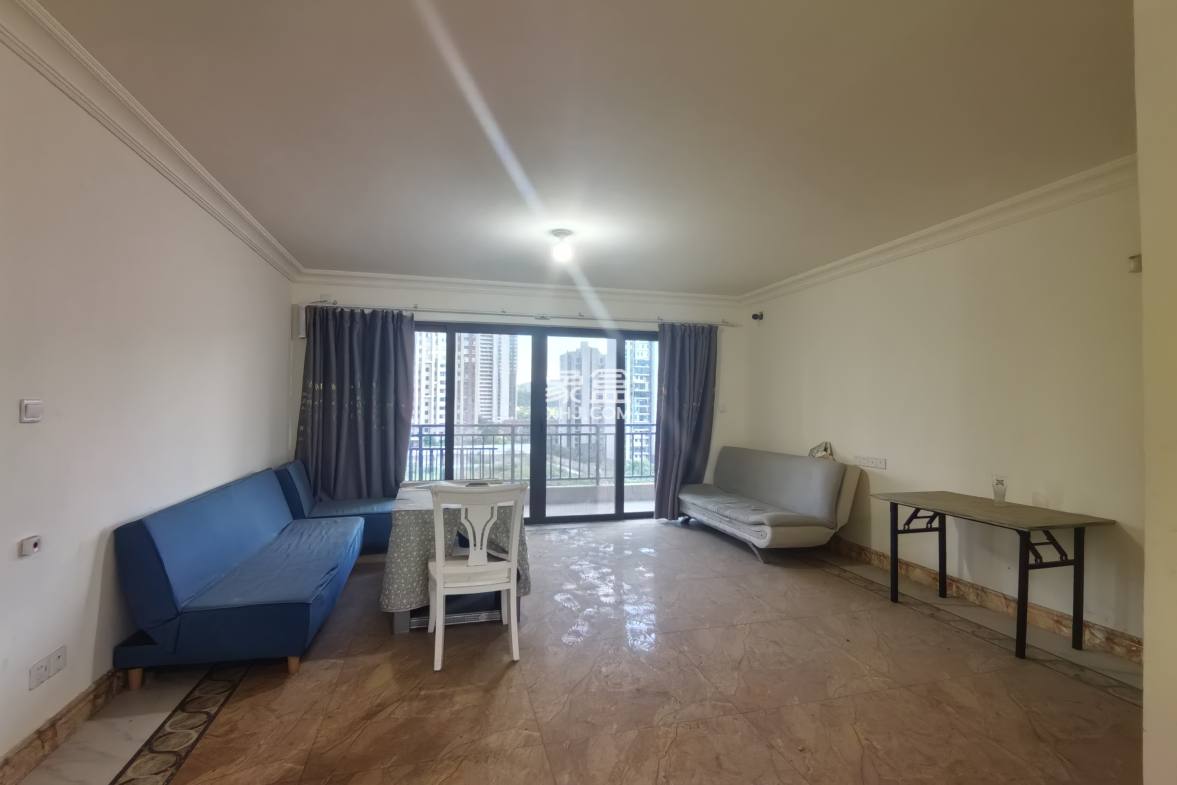 碧桂园豪园 4室2厅2卫 2800.0元/月 碧桂园豪园 4室2厅2卫 2800.0元/月室内图