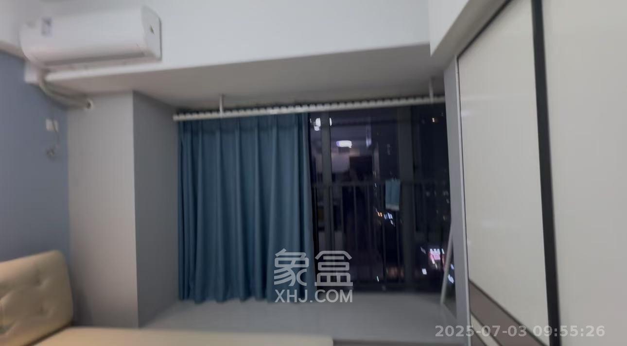 复地星光天地  1室1厅1卫    1600.0元/月室内图