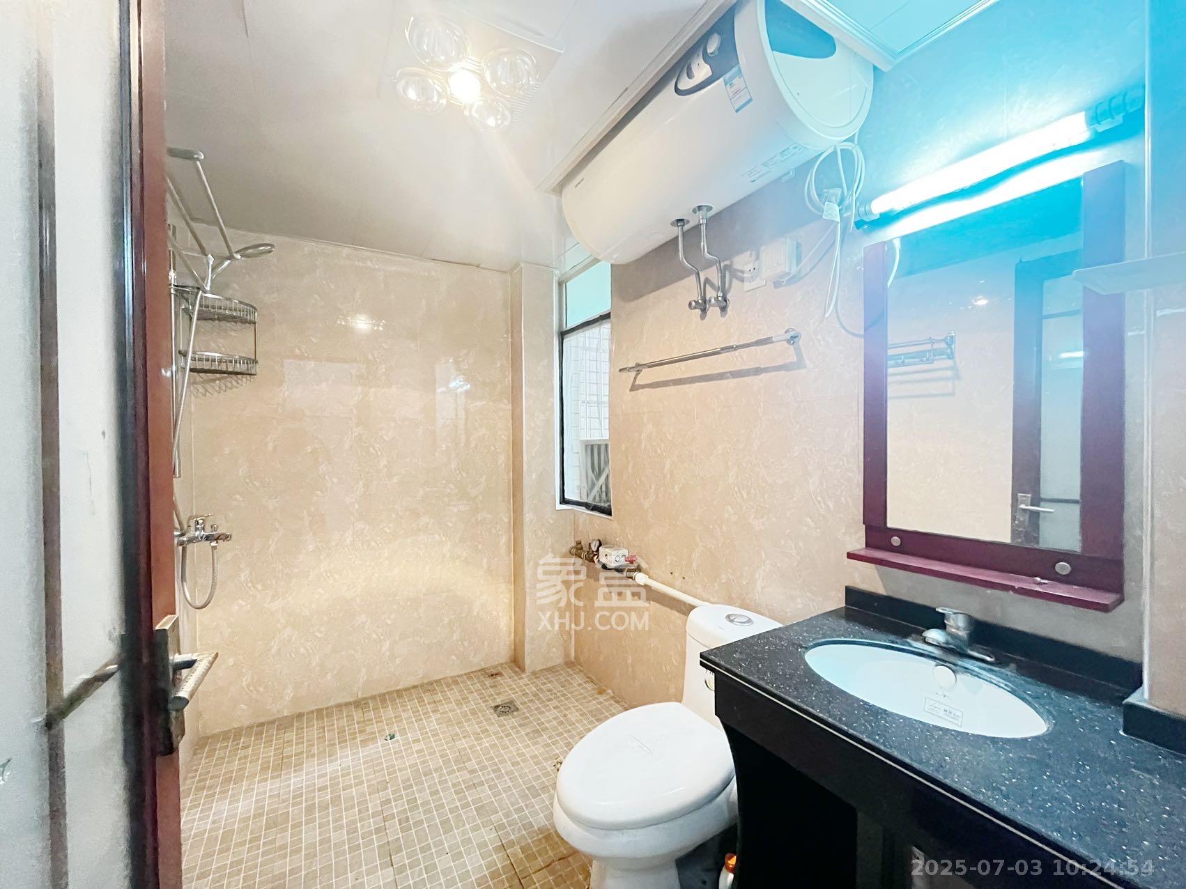 格林星城 3室2厅2卫 2700.0元/月 格林星城 3室2厅2卫 2700.0元/月室内图