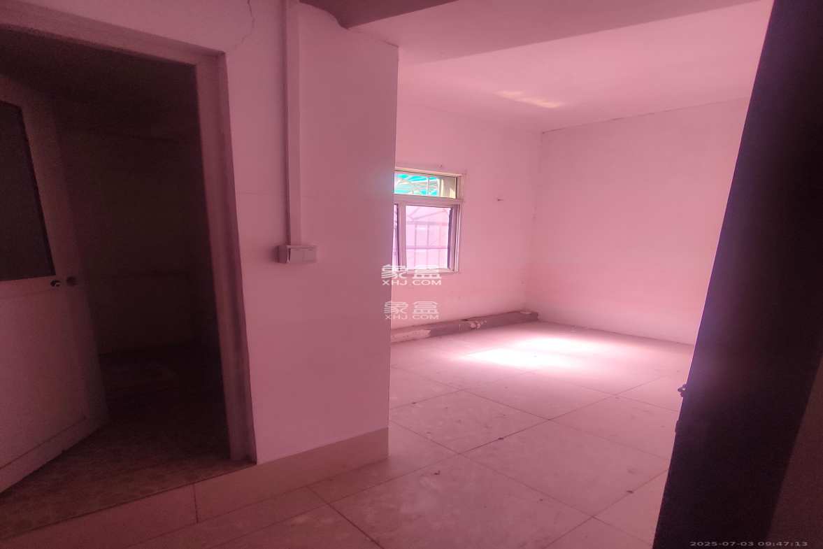 便河边社区 1室0厅0卫 3000.00元/月 便河边社区 1室0厅0卫 3000.00元/月室内图