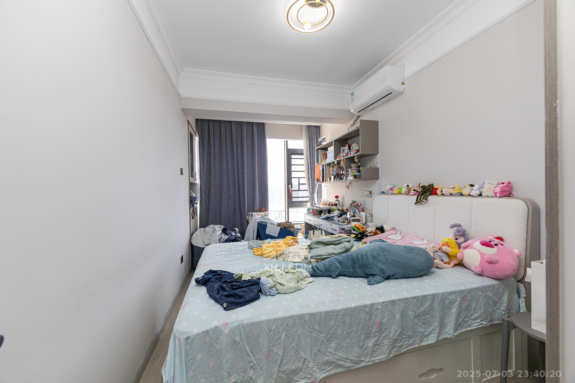 勤诚达新界 4室2厅2卫 98.0万 勤诚达新界 4室2厅2卫 98.0万卧室