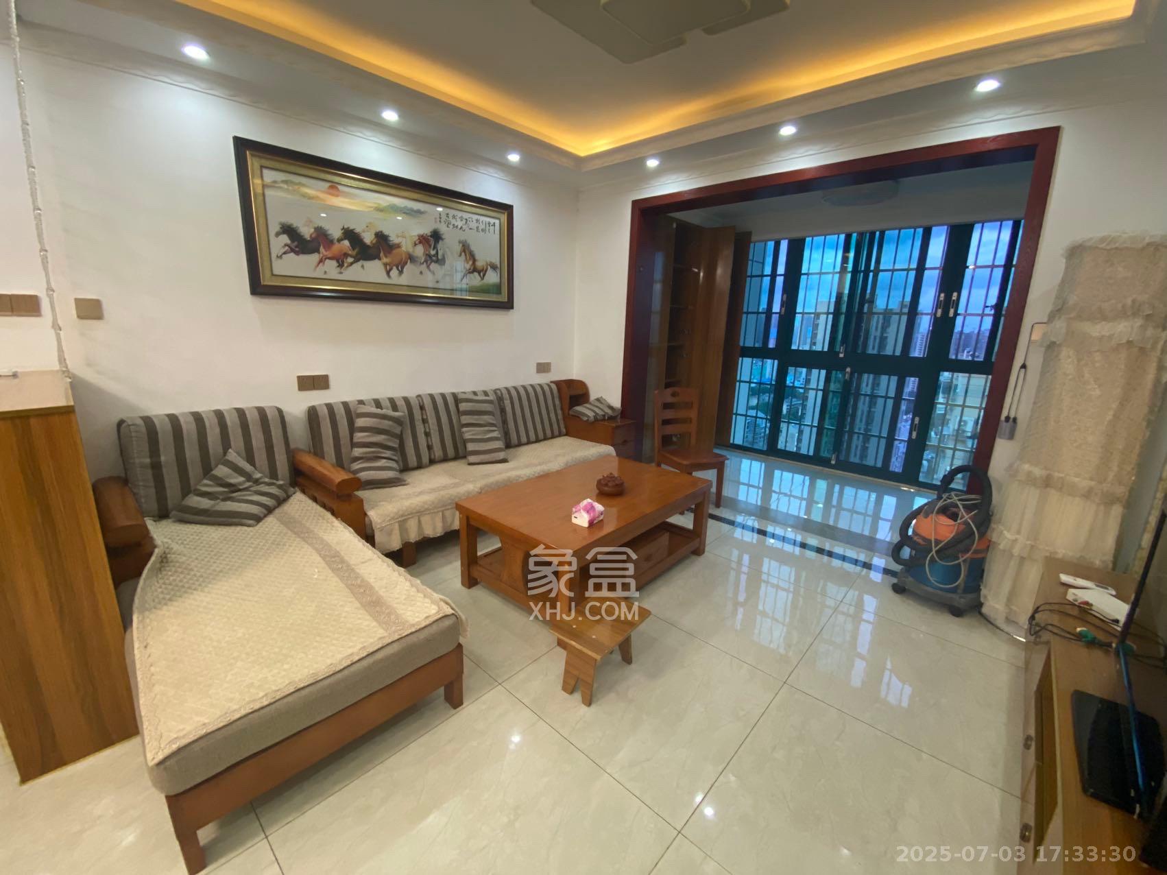 西韵佳苑  3室2厅2卫    3500.0元/月 西韵佳苑  3室2厅2卫    3500.0元/月室内图1