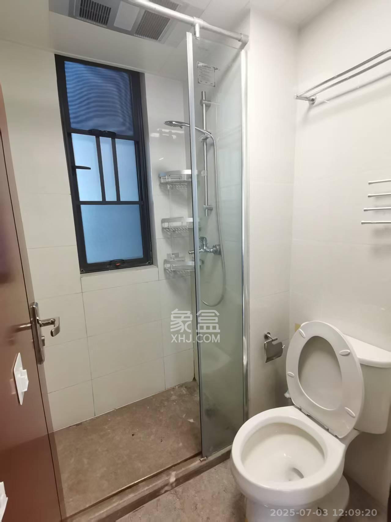 中海梅溪湖壹号  3室2厅1卫   2800.00元/月室内图