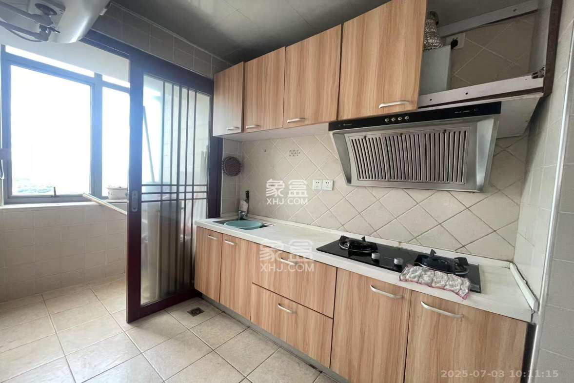 上海城小区 2室1厅1卫 1900.0元/月 上海城小区 2室1厅1卫 1900.0元/月室内图