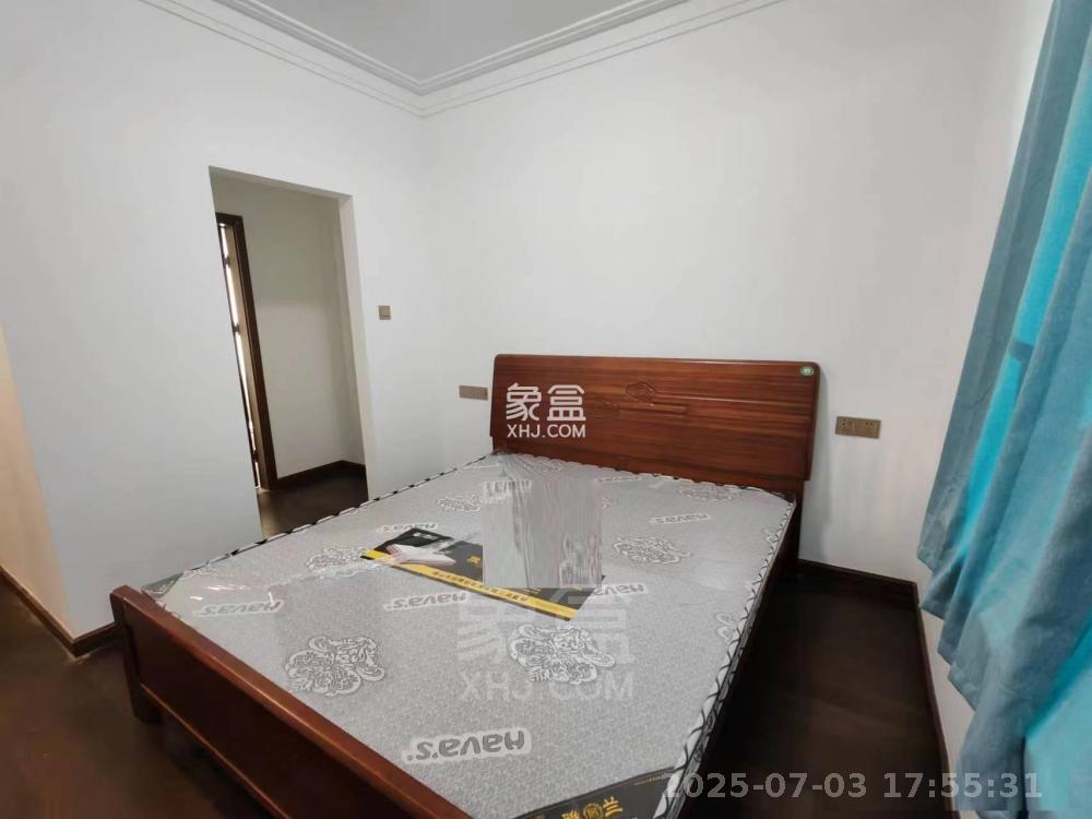 城际空间站 4室2厅2卫 1800.0元/月 城际空间站 4室2厅2卫 1800.0元/月室内图