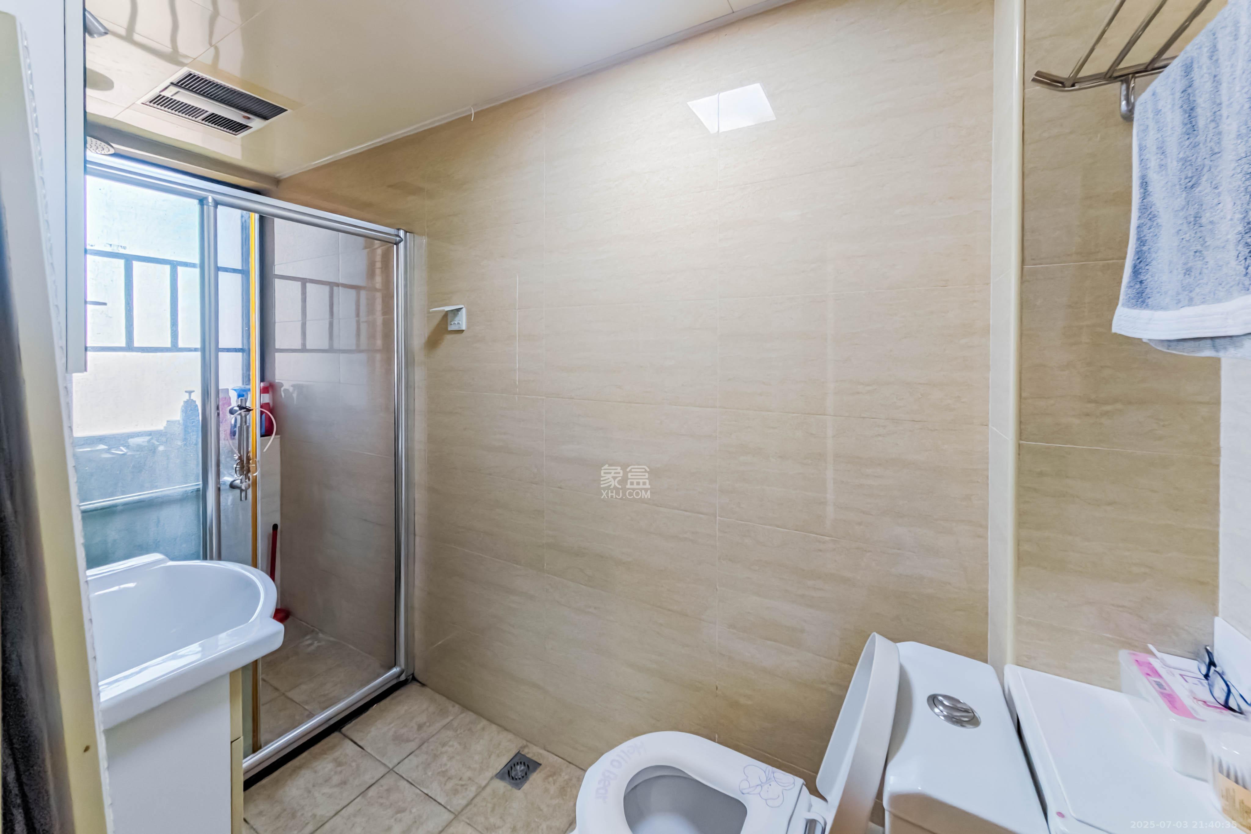 中城丽景香山园 3室2厅2卫 128.80万 中城丽景香山园 3室2厅2卫 128.80万卫生间