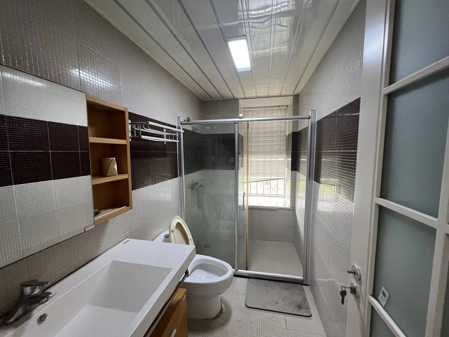 紫园A区  3室2厅2卫    4000.0元/月 紫园A区  3室2厅2卫    4000.0元/月室内图