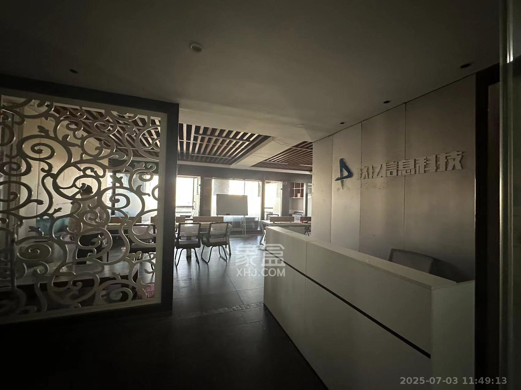 弘林国际   120.0㎡      5000.0元/月