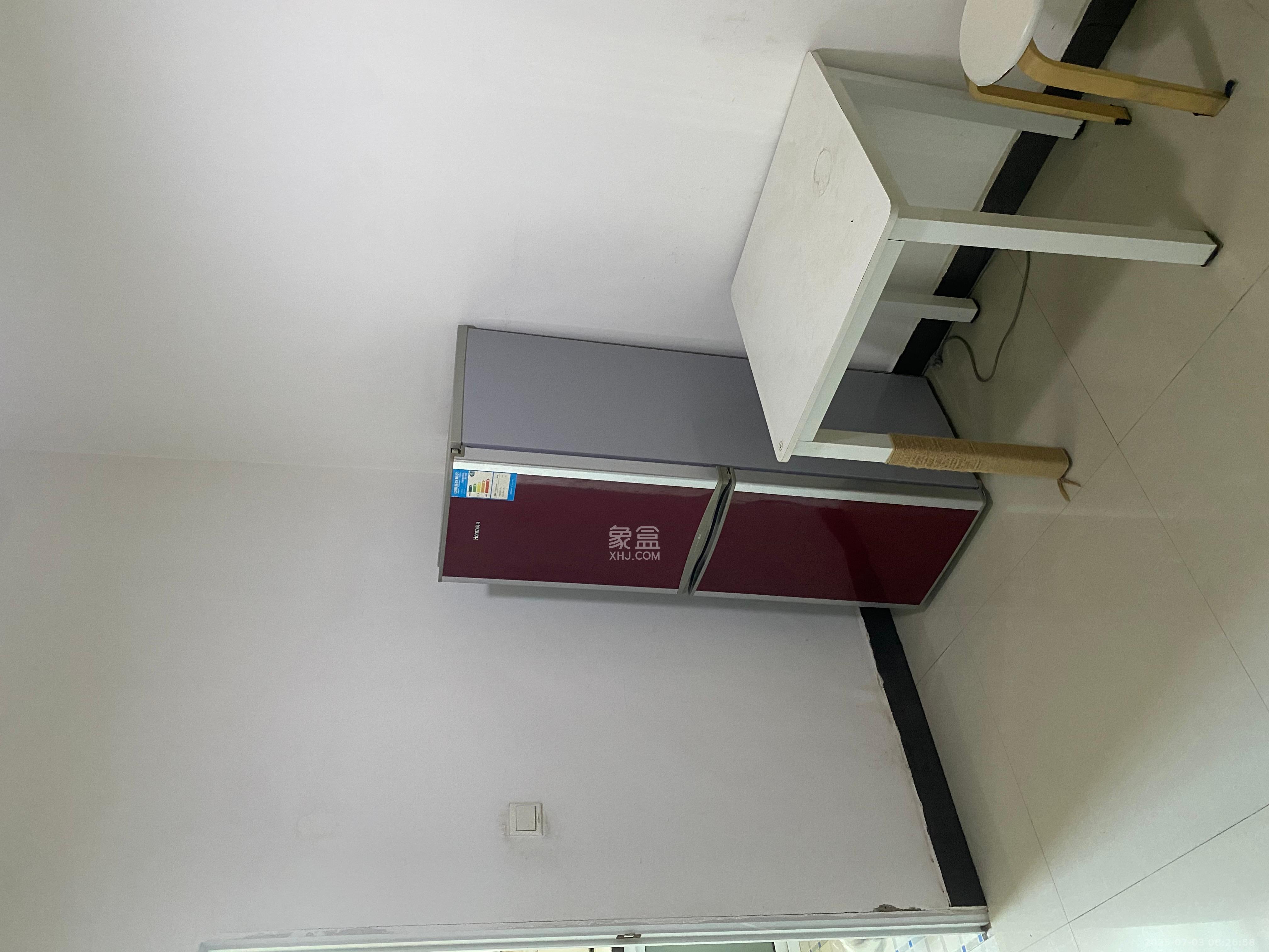 柏家塘小区 1室0厅1卫 1000.0元/月 柏家塘小区 1室0厅1卫 1000.0元/月室内图