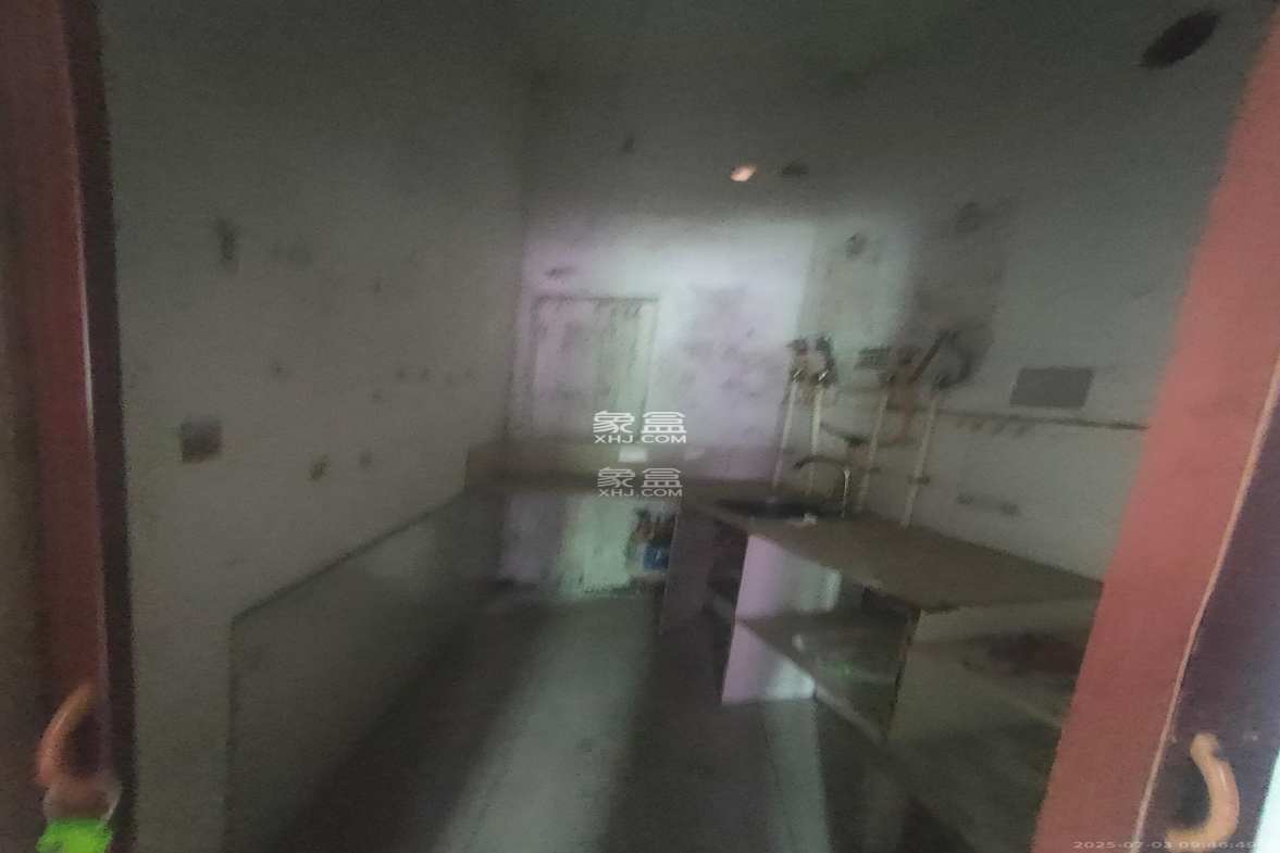 便河边社区 1室0厅0卫 3000.00元/月 便河边社区 1室0厅0卫 3000.00元/月室内图