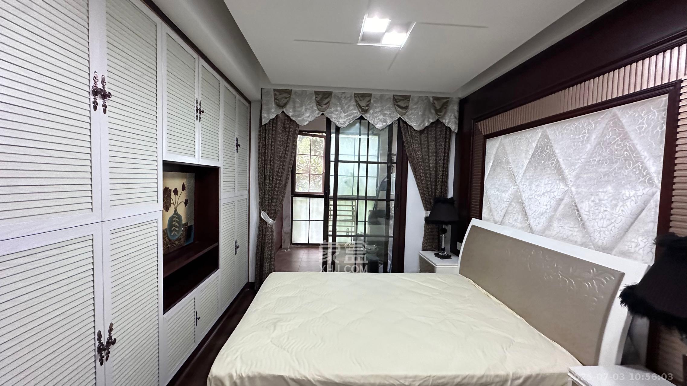 融科檀香山(融科紫檀、香山国际)  2室2厅2卫    5500.0元/月 融科檀香山(融科紫檀、香山国际)  2室2厅2卫    5500.0元/月室内图