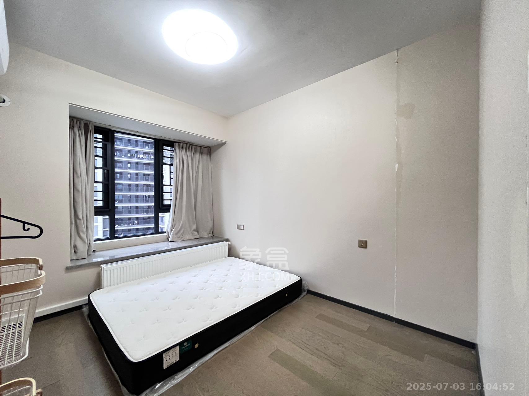 中海阅麓山一期  4室2厅2卫    4500.0元/月 中海阅麓山一期  4室2厅2卫    4500.0元/月室内图