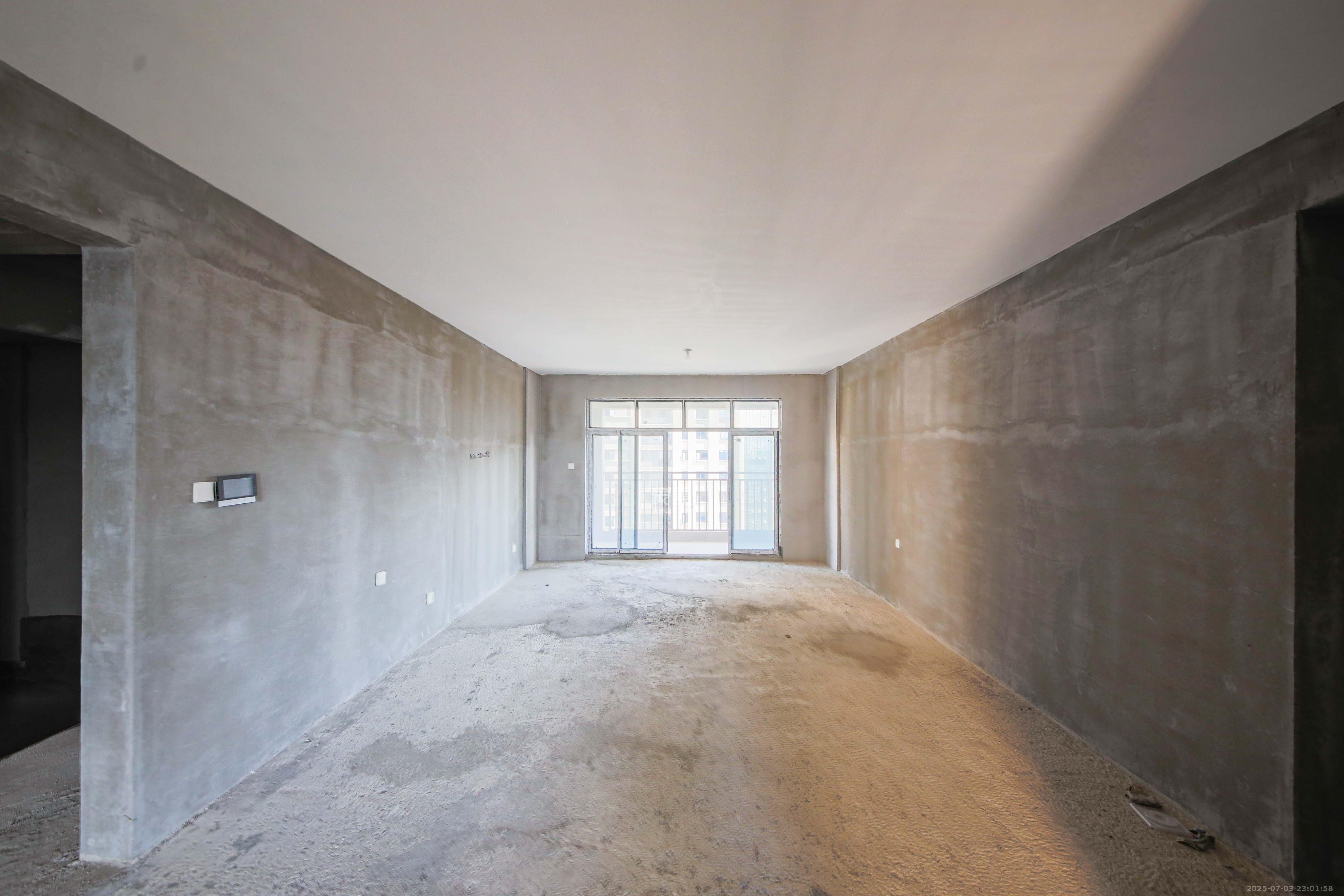 友谊青苑 4室2厅2卫 256.0万 友谊青苑 4室2厅2卫 256.0万客厅