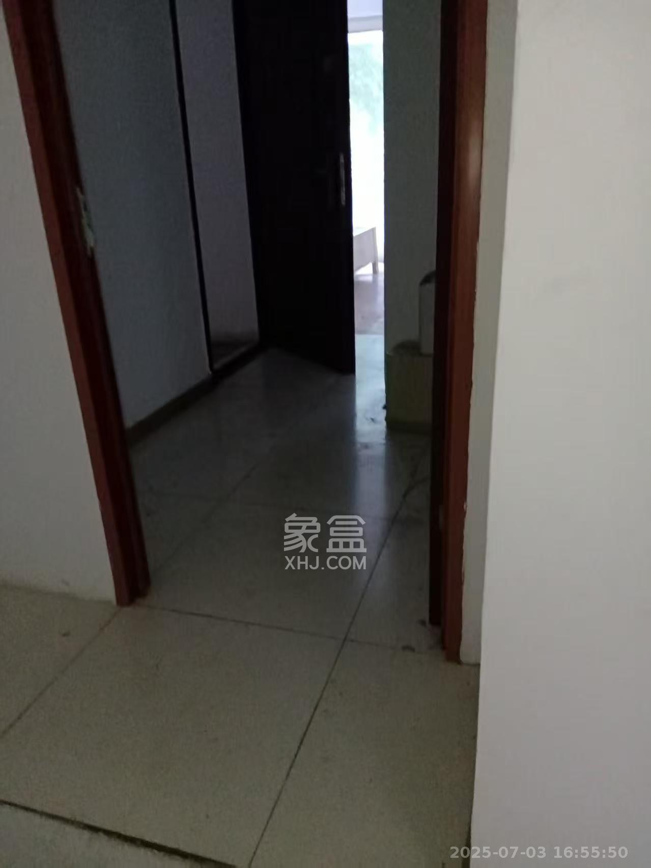 三重星都心  3室2厅2卫    3000.0元/月 三重星都心  3室2厅2卫    3000.0元/月室内图