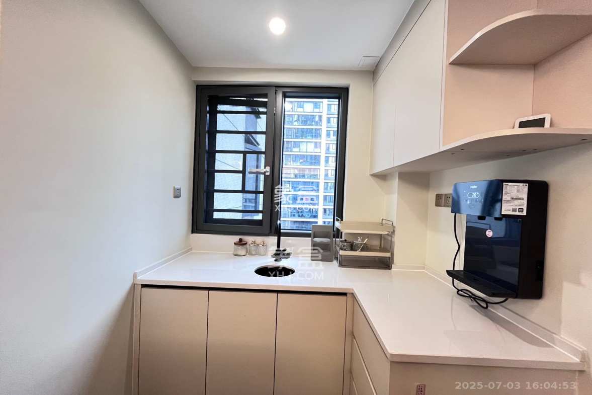 中海阅麓山一期  4室2厅2卫    4500.0元/月 中海阅麓山一期  4室2厅2卫    4500.0元/月室内图