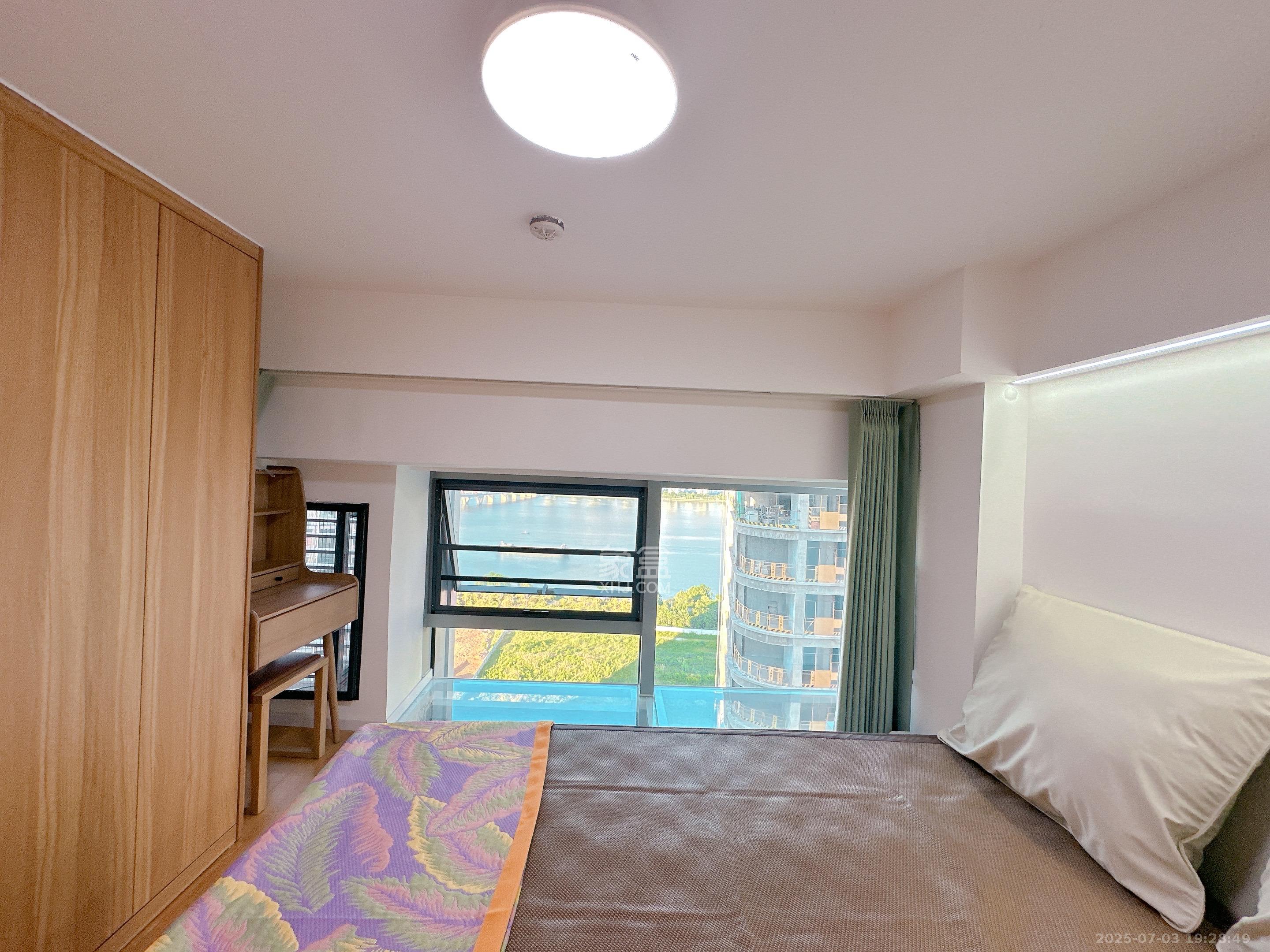 复地滨江金融中心 2室1厅1卫 3200.0元/月 复地滨江金融中心 2室1厅1卫 3200.0元/月室内图