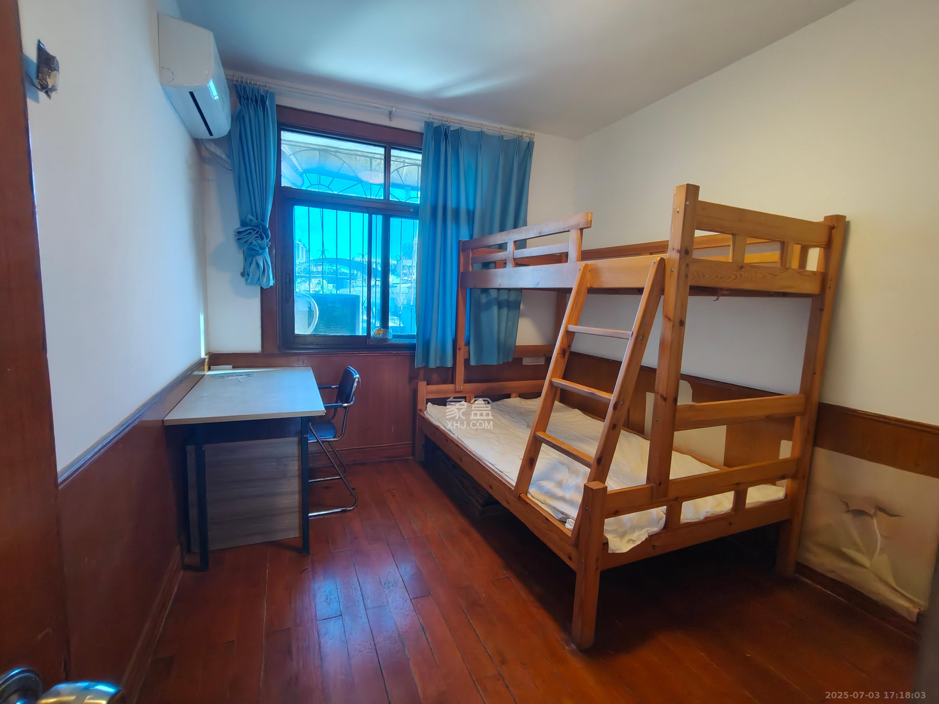 中建五局信和苑三区 2室1厅1卫 900.0元/月 中建五局信和苑三区 2室1厅1卫 900.0元/月室内图