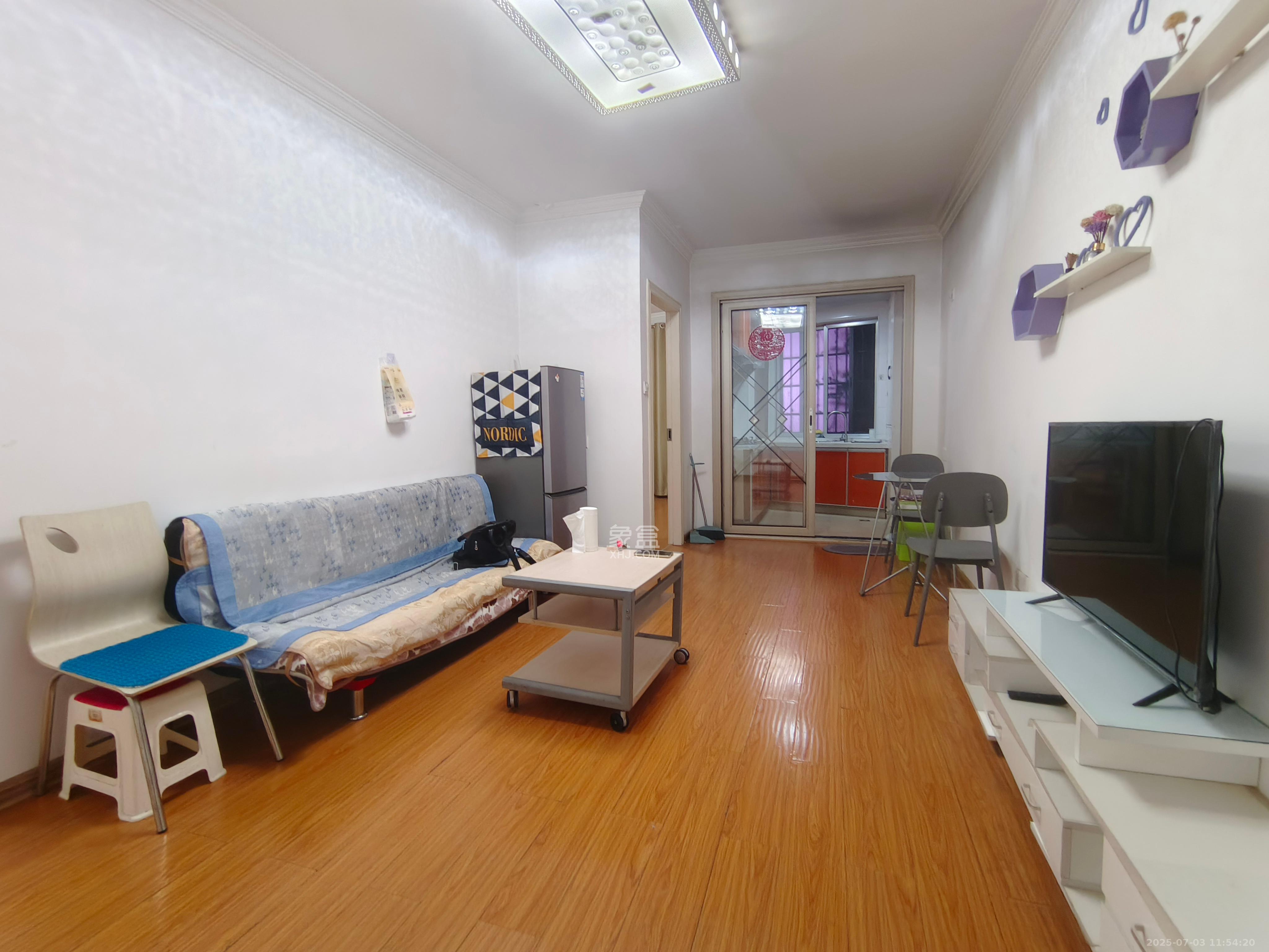 明景公寓  2室1厅1卫    2500.0元/月 明景公寓  2室1厅1卫    2500.0元/月室内图