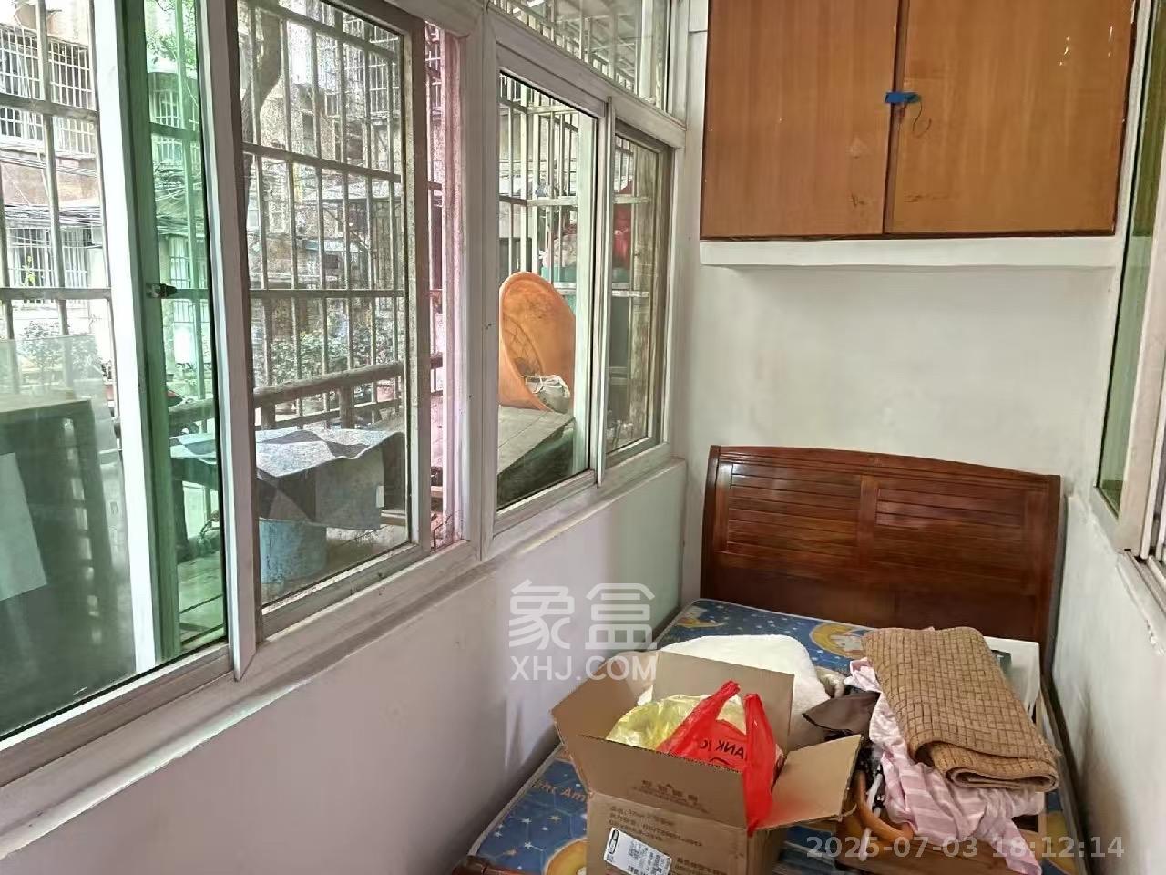 东广济桥社区  2室1厅1卫    1700.0元/月室内图