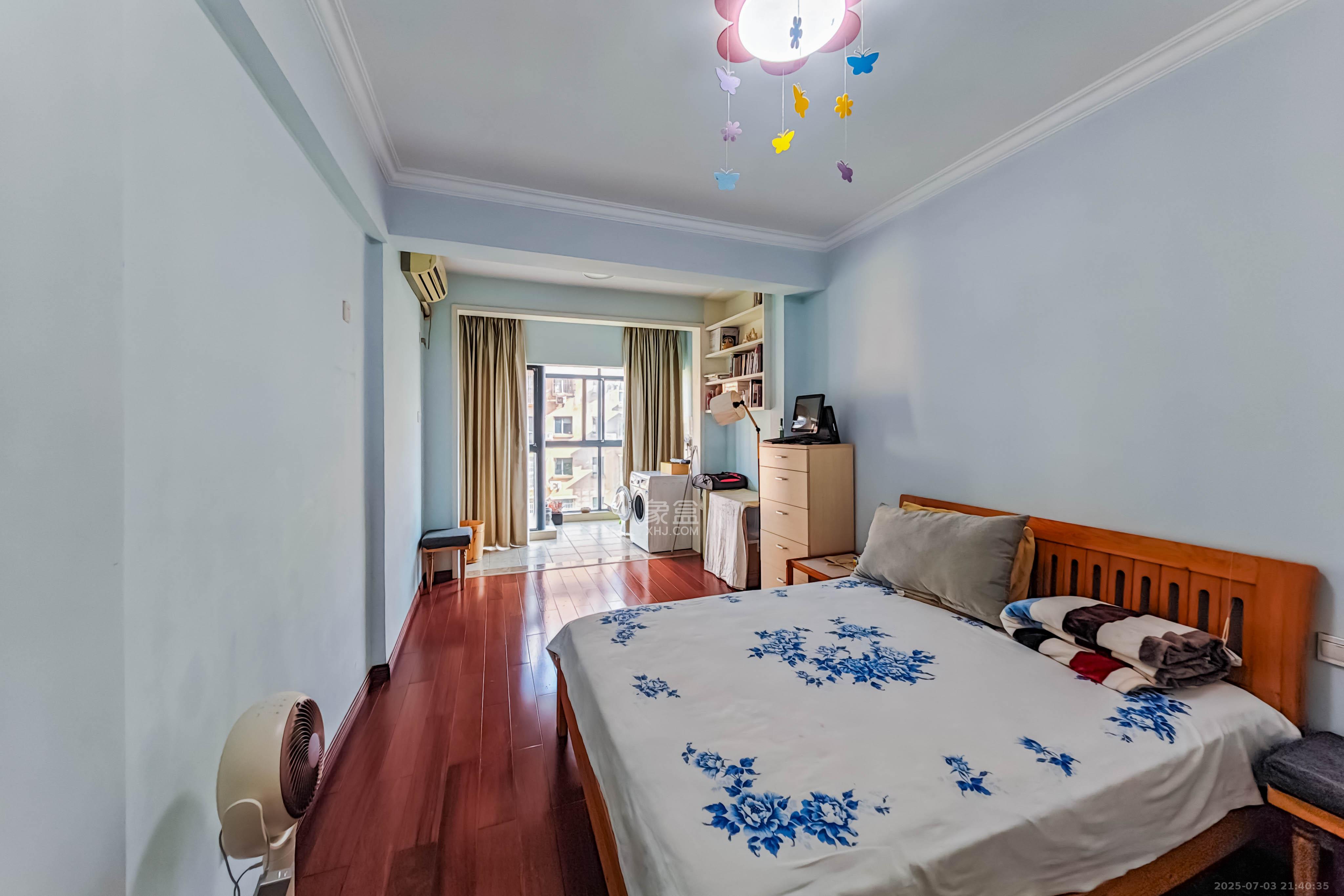 中城丽景香山园 3室2厅2卫 128.80万 中城丽景香山园 3室2厅2卫 128.80万卧室