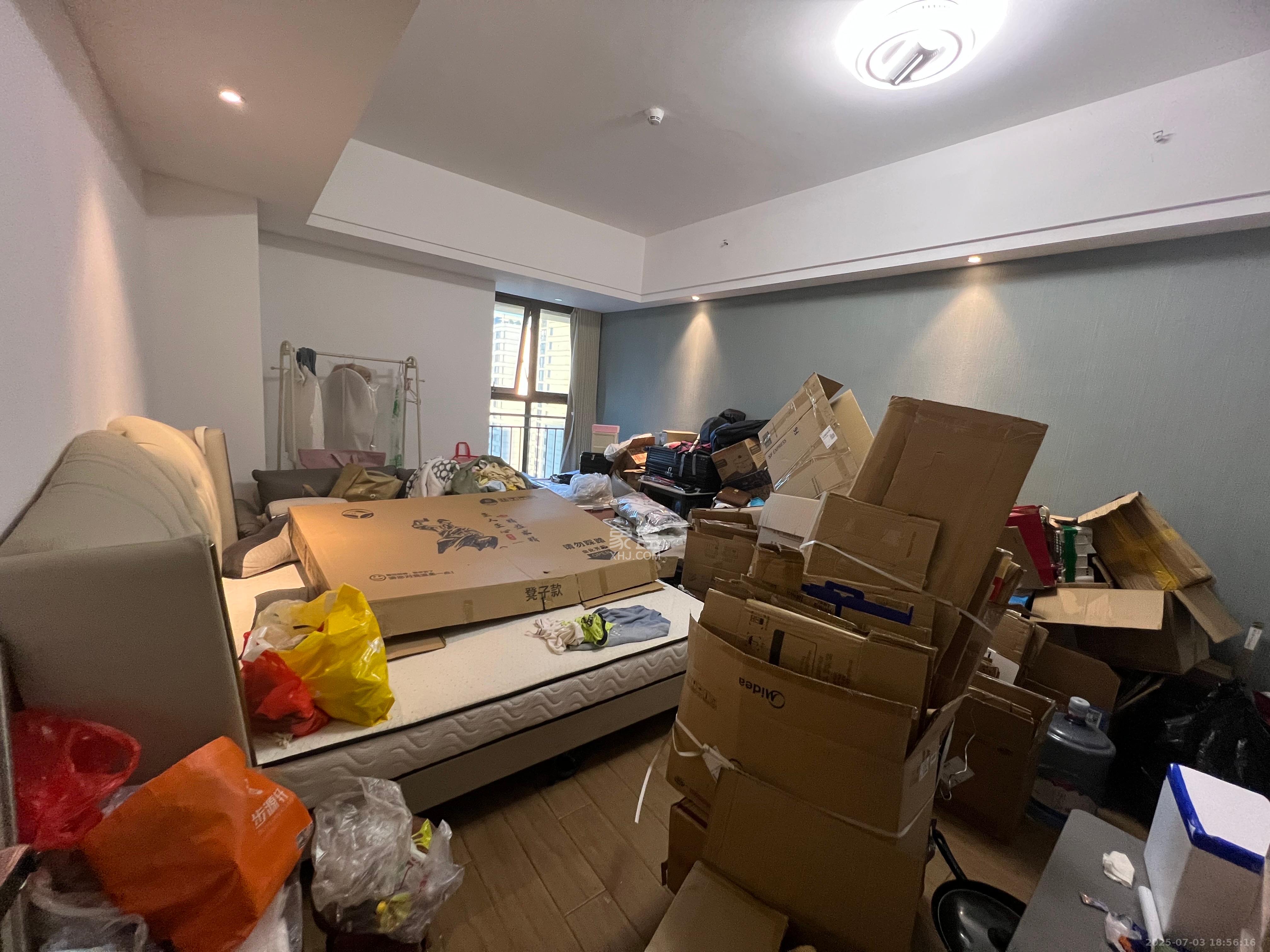 福天星中心(福天星雅苑) 1室0厅0卫 1400.0元/月 福天星中心(福天星雅苑) 1室0厅0卫 1400.0元/月室内图