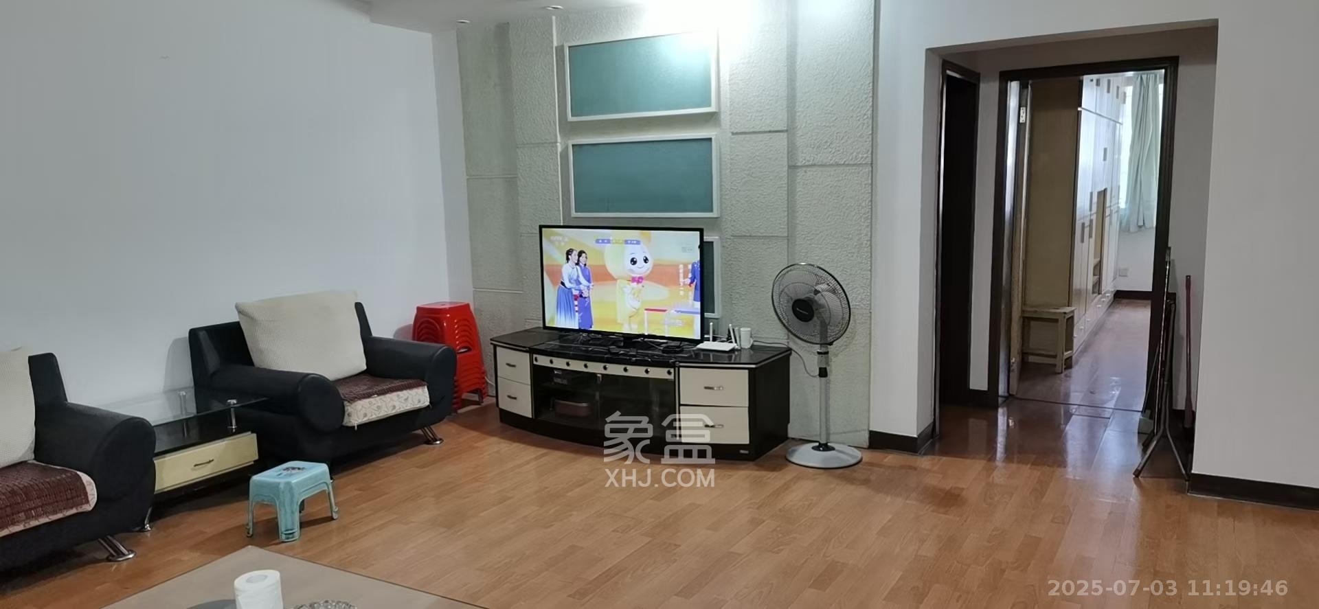 学院新村  2室1厅1卫    3200.0元/月 学院新村  2室1厅1卫    3200.0元/月室内图