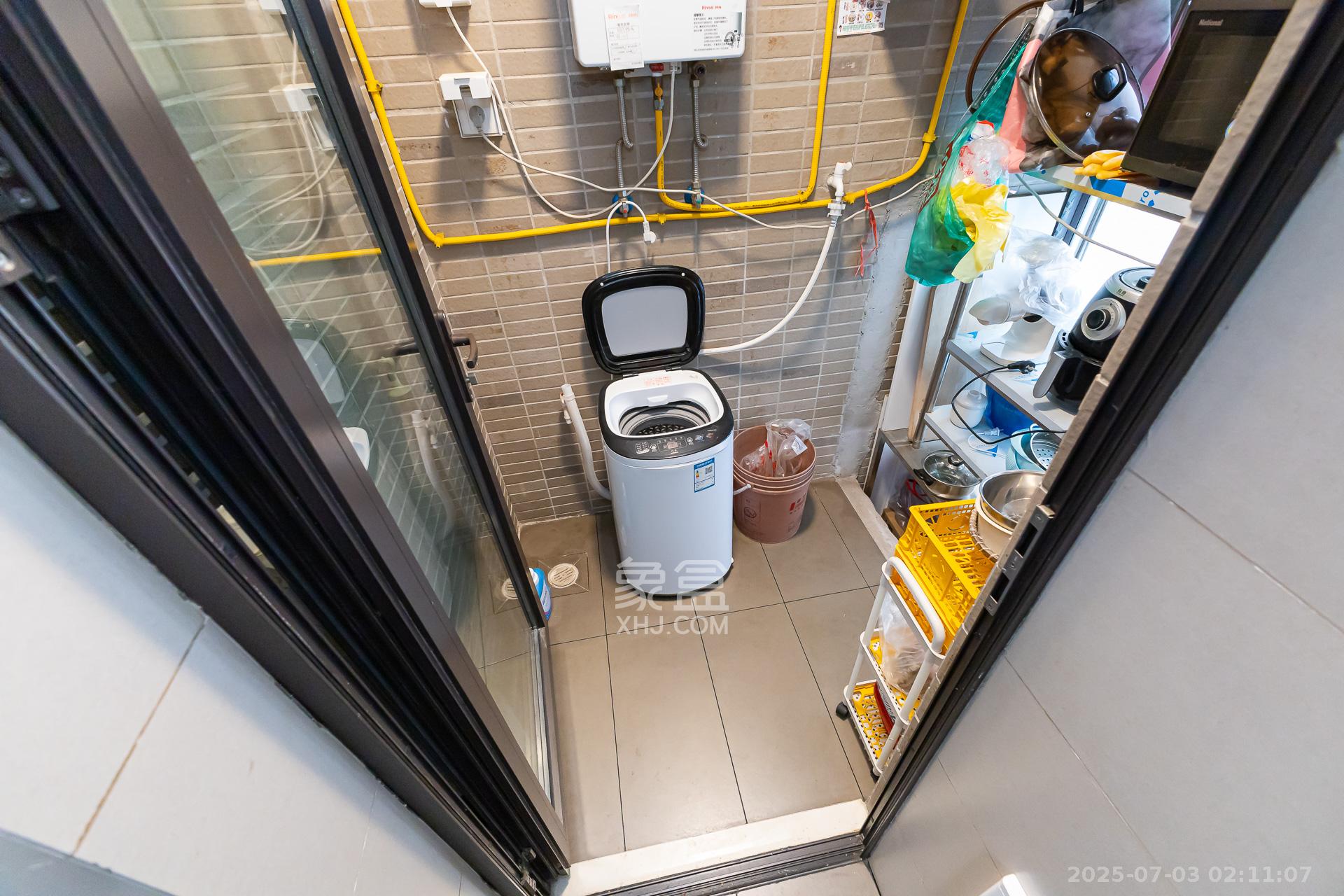 时代倾城五期 1室0厅0卫 93.0万 时代倾城五期 1室0厅0卫 93.0万阳台