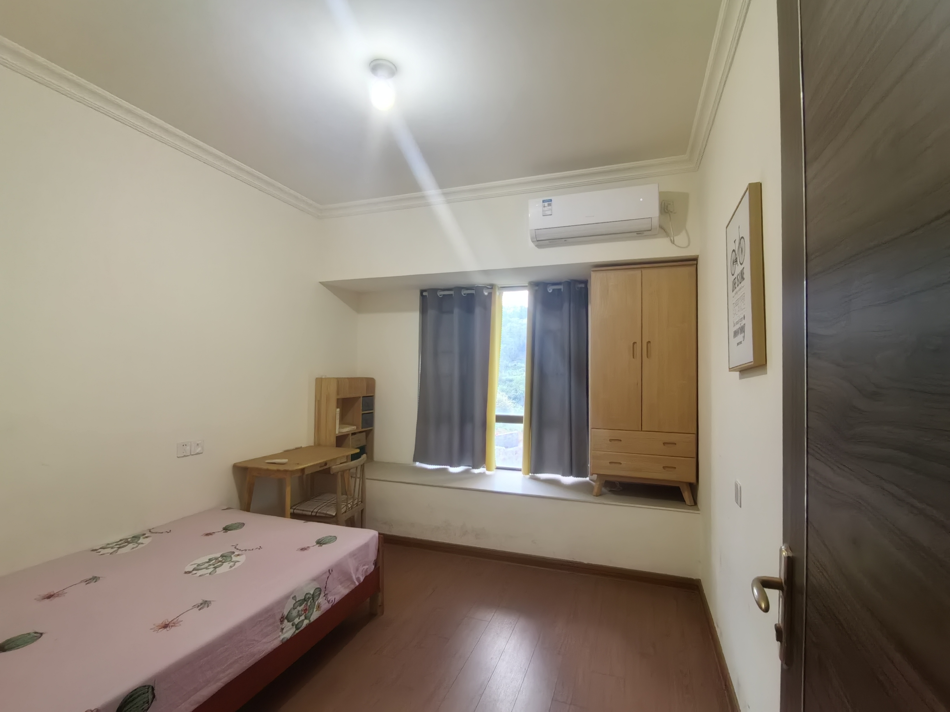 碧桂园豪园  4室2厅2卫    2800.0元/月室内图