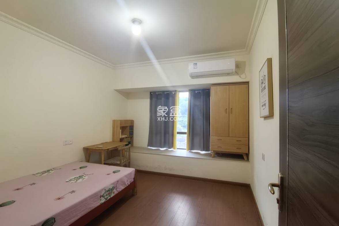 碧桂园豪园 4室2厅2卫 2800.0元/月 碧桂园豪园 4室2厅2卫 2800.0元/月室内图