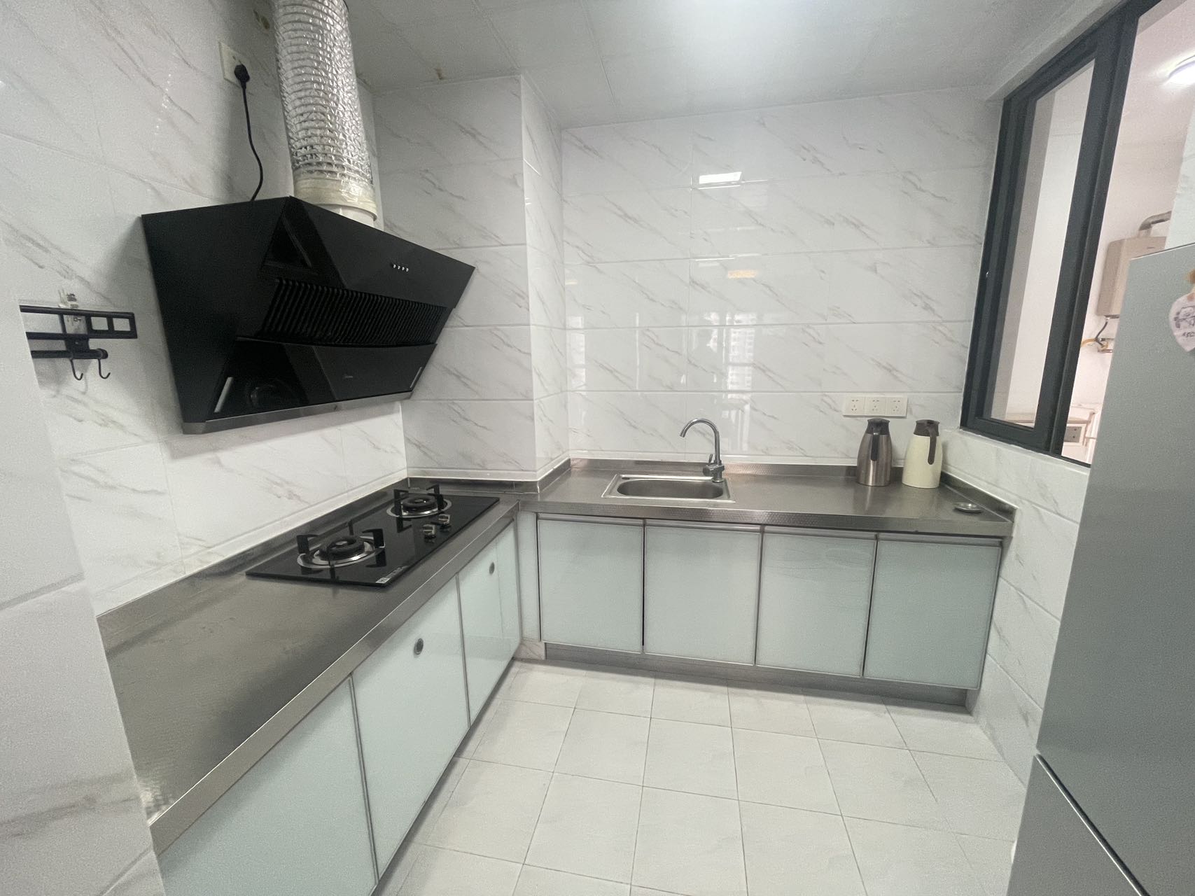 五源河公寓A区 3室2厅2卫 2600.0元/月 五源河公寓A区 3室2厅2卫 2600.0元/月室内图