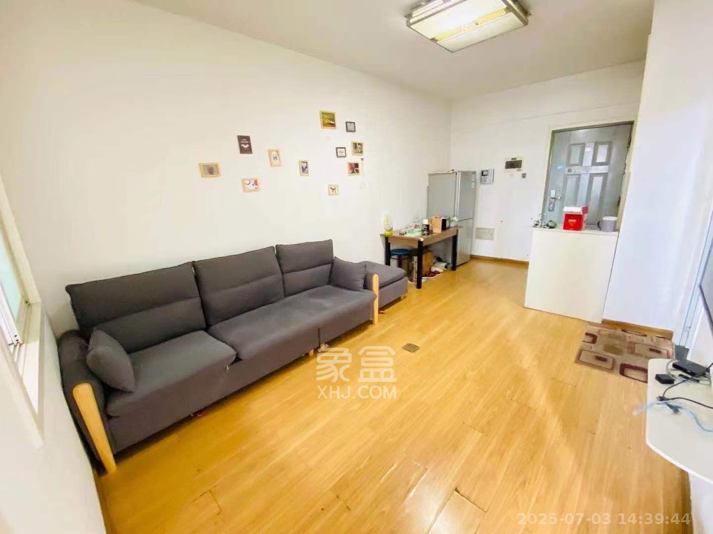 兴威帕克水岸  1室1厅1卫   1600.00元/月室内图