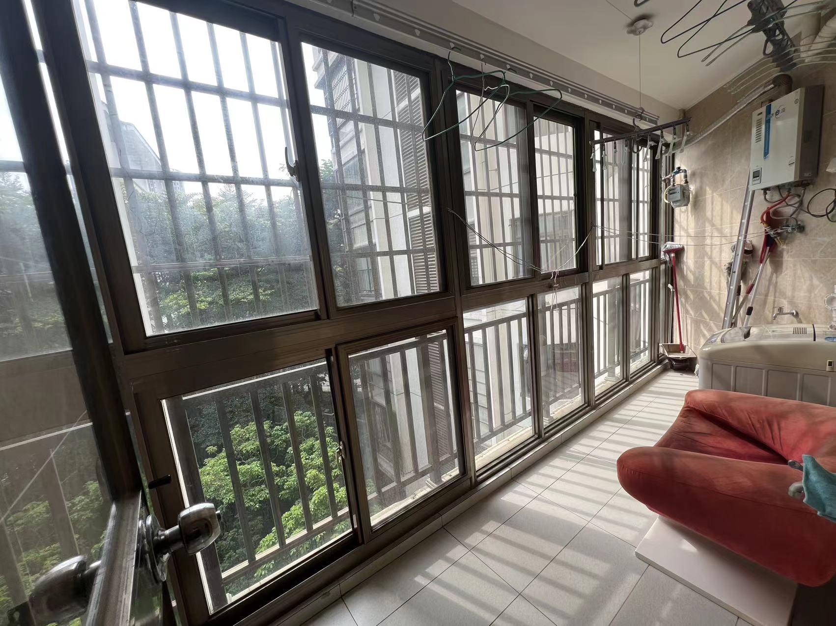 紫园A区  3室2厅2卫    4000.0元/月 紫园A区  3室2厅2卫    4000.0元/月室内图