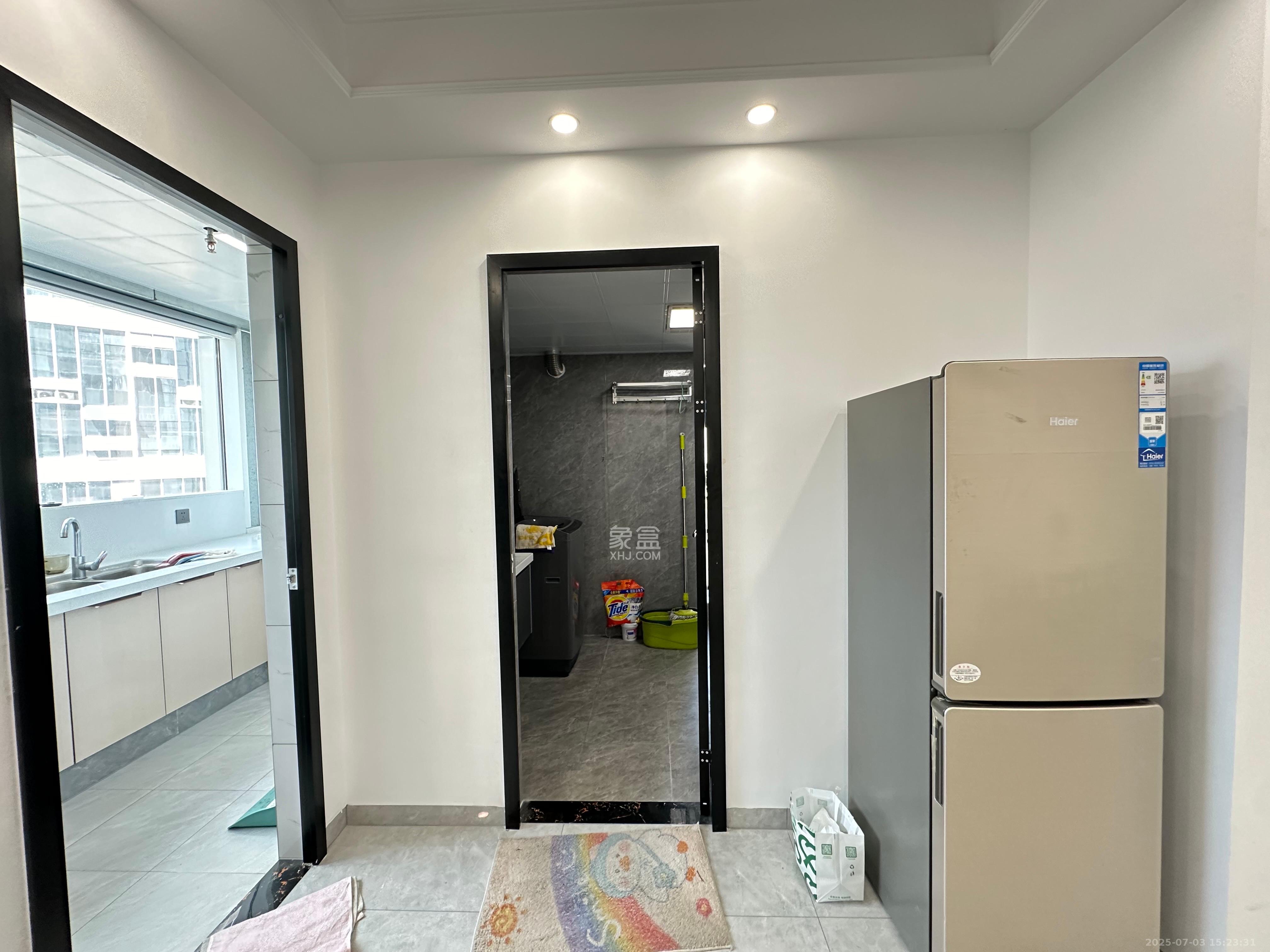 中建嘉和城  2室1厅1卫    2000.0元/月室内图