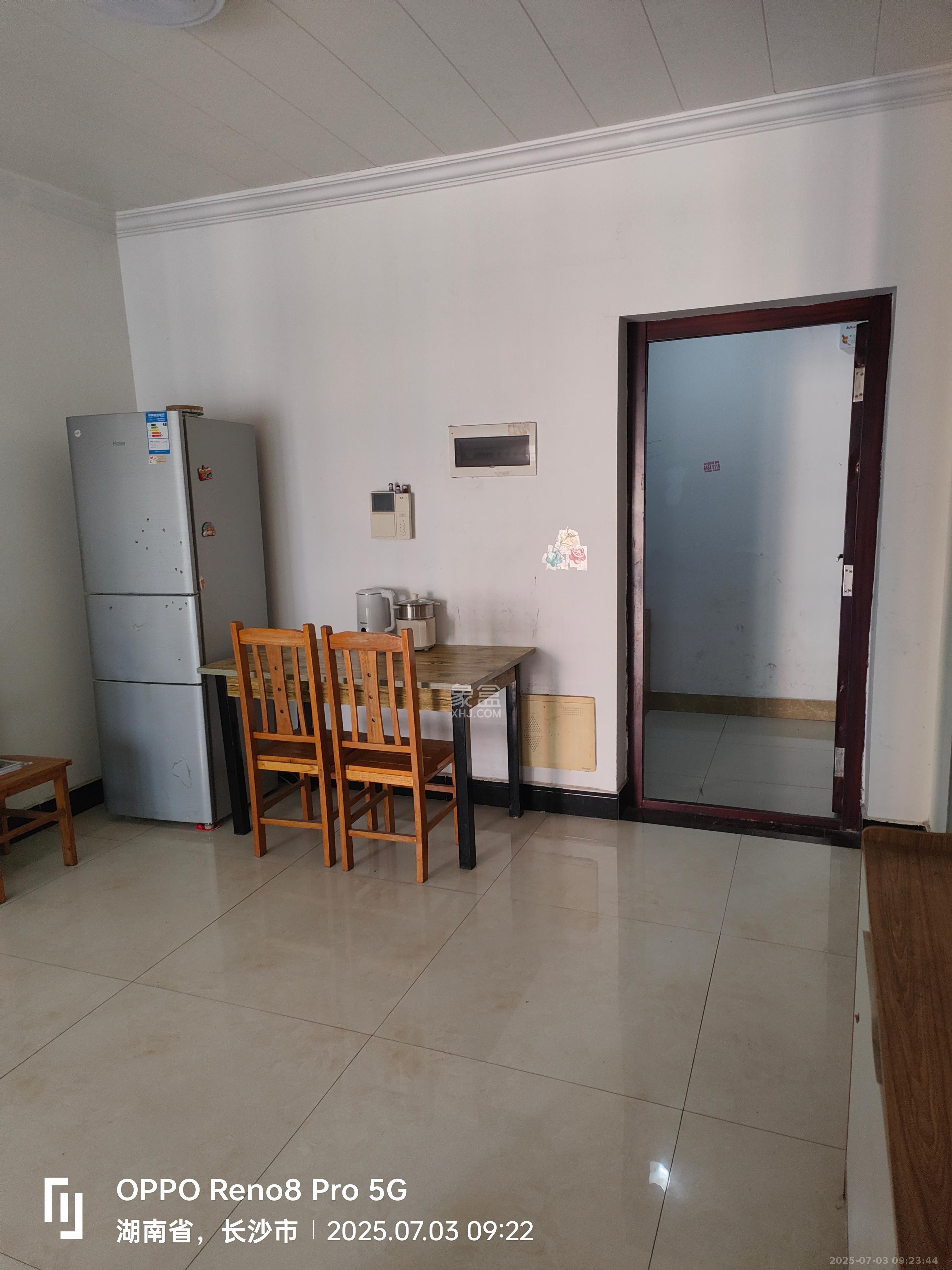 海德公园 2室2厅1卫 1600.00元/月 海德公园 2室2厅1卫 1600.00元/月室内图