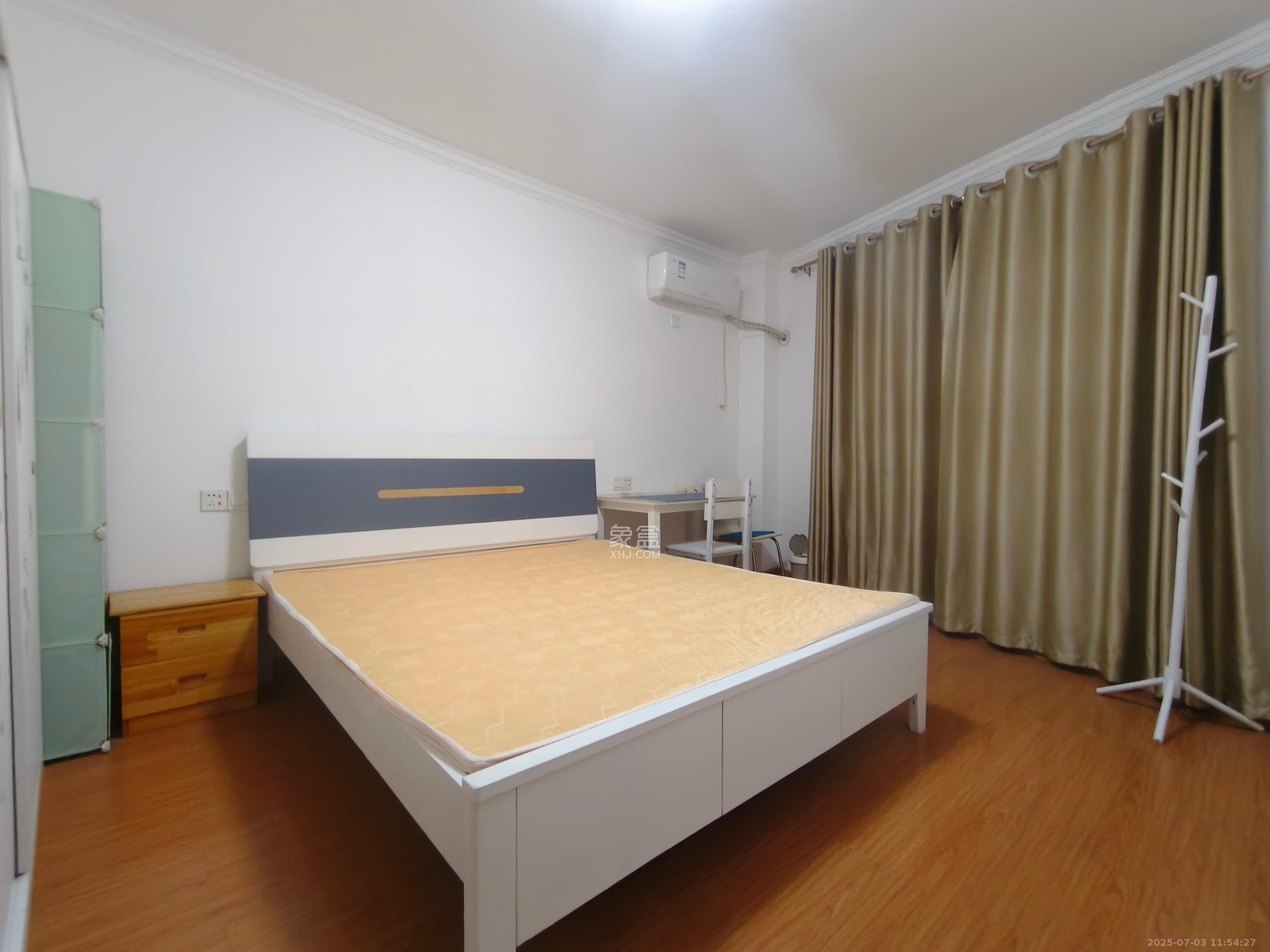 明景公寓  2室1厅1卫    2500.0元/月 明景公寓  2室1厅1卫    2500.0元/月室内图