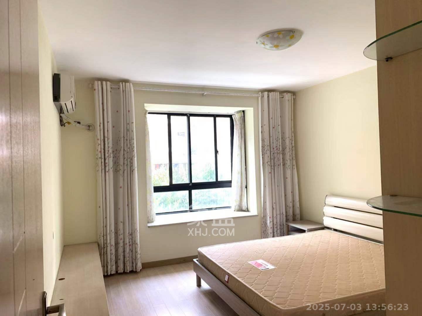 三江花中城 3室2厅1卫 2400.0元/月 三江花中城 3室2厅1卫 2400.0元/月室内图