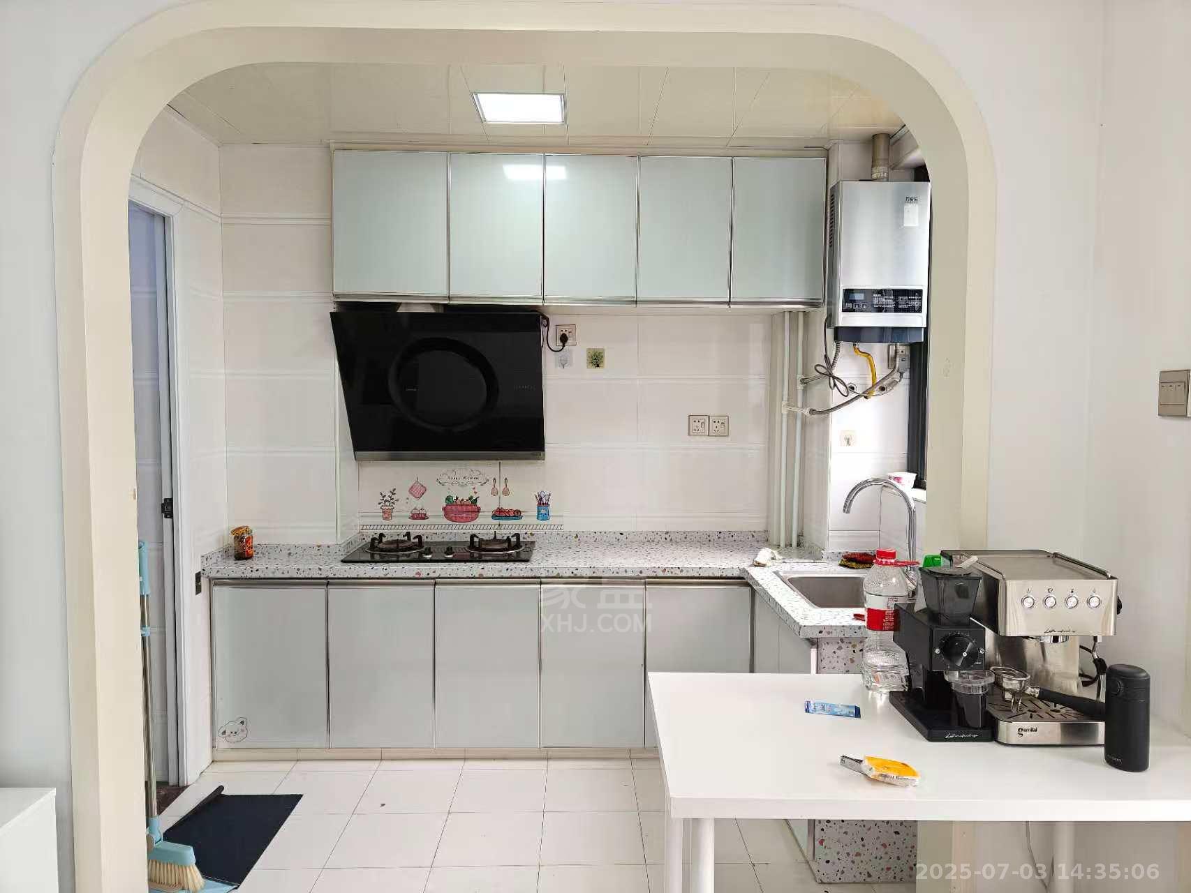 恒瑞雅园 1室1厅1卫 1300.0元/月 恒瑞雅园 1室1厅1卫 1300.0元/月室内图