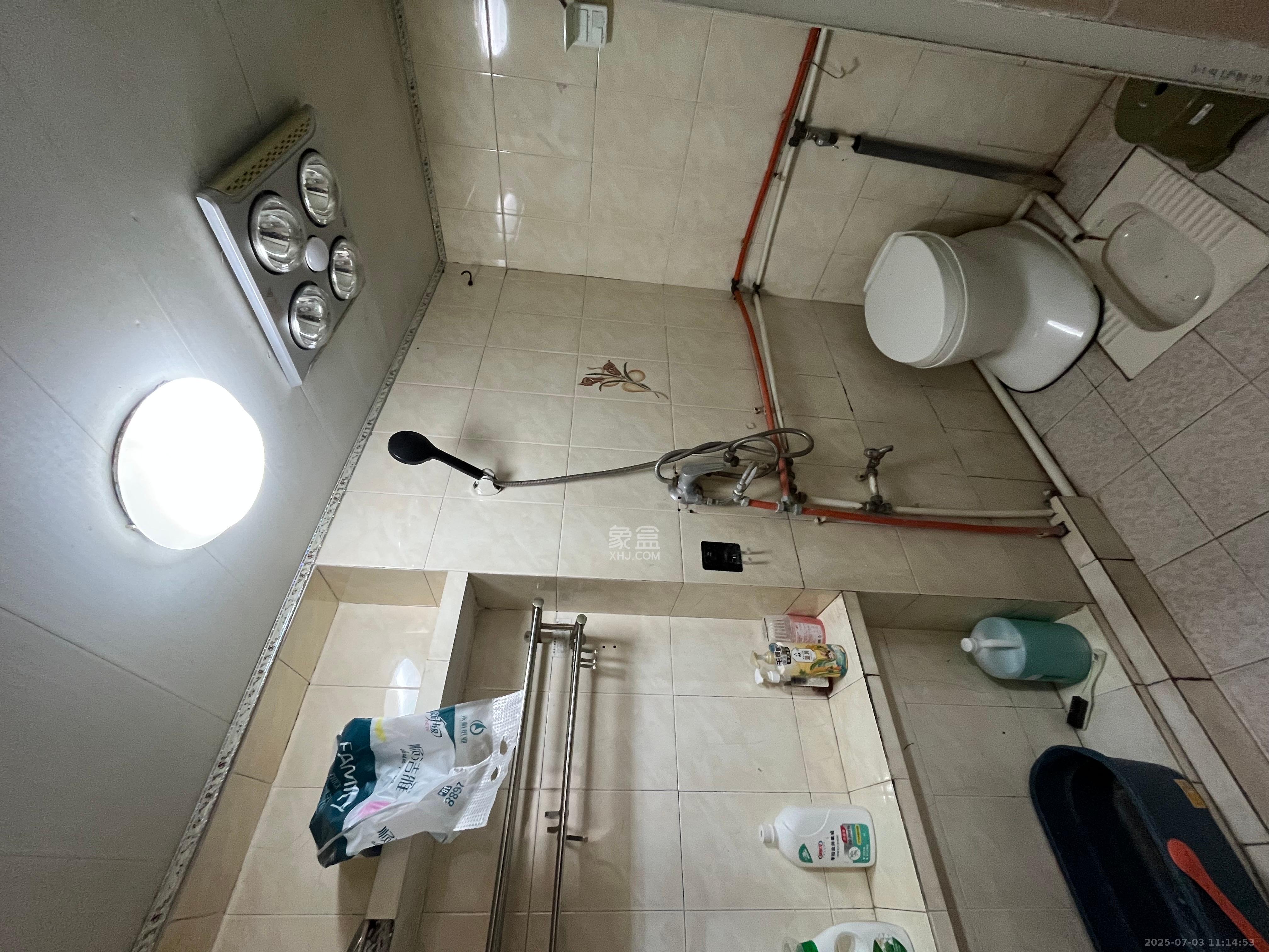 长勘小区  2室2厅1卫   2100.00元/月室内图