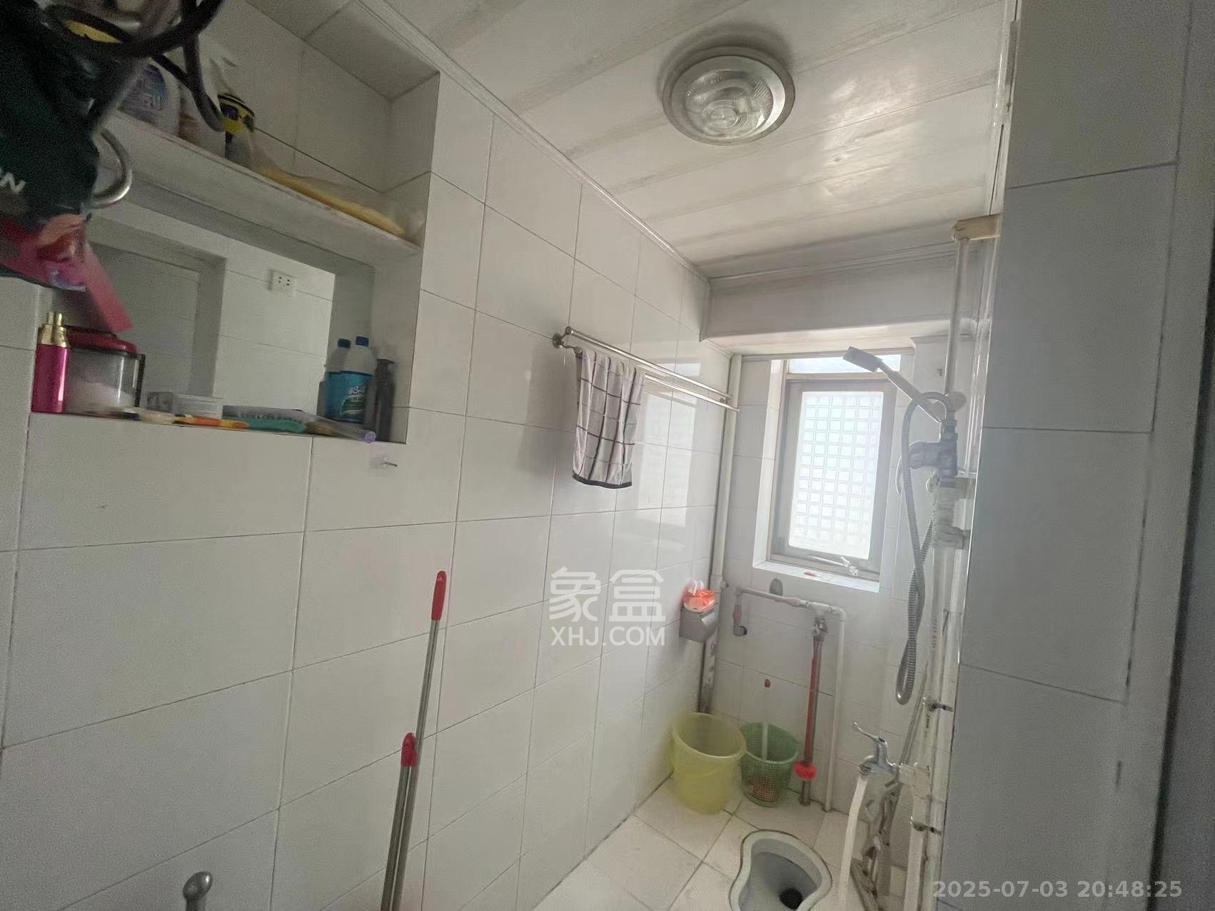 化油器厂宿舍  2室1厅1卫   1900.00元/月室内图