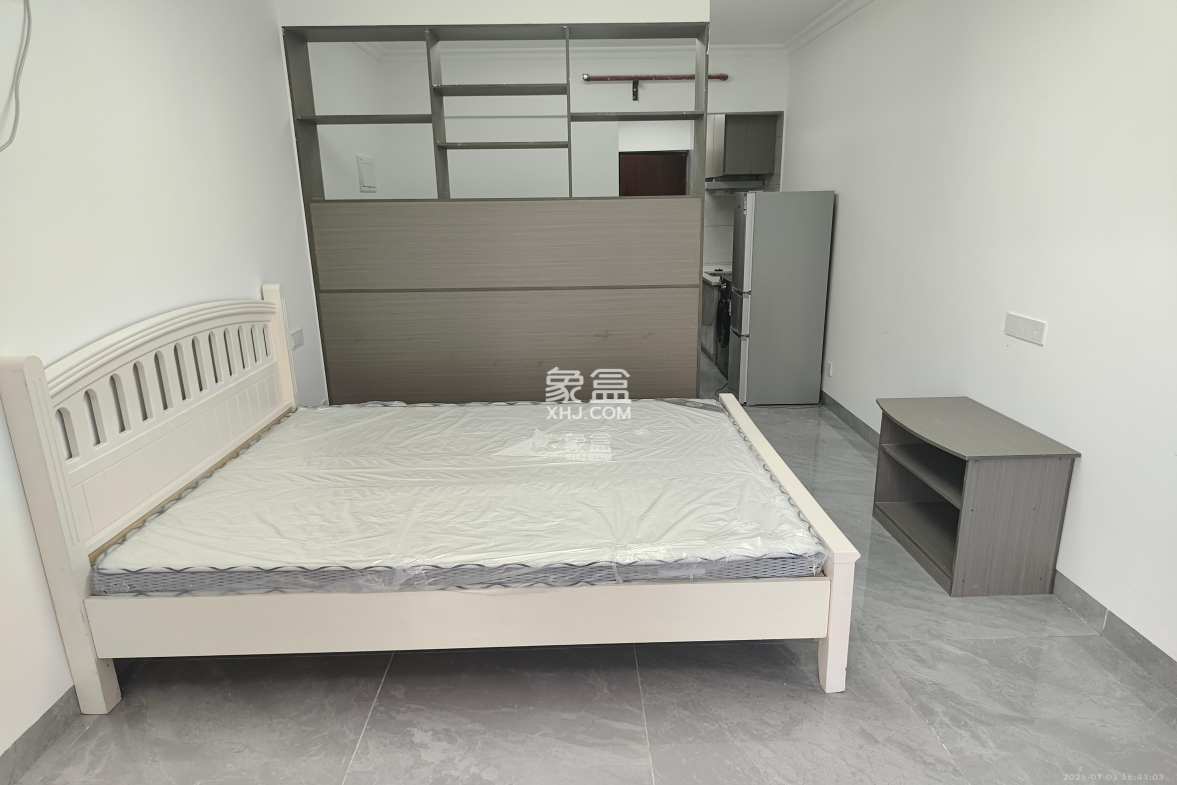 惠通才郡 1室1厅1卫 1650.0元/月 惠通才郡 1室1厅1卫 1650.0元/月室内图