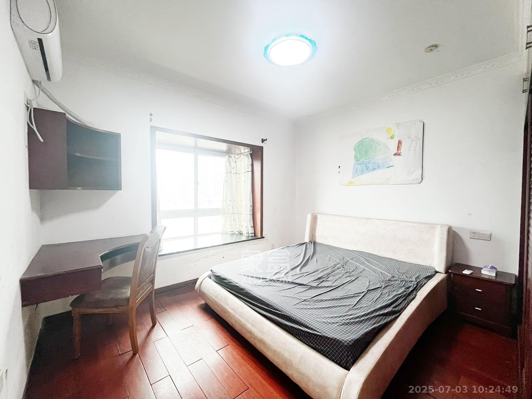 格林星城 3室2厅2卫 2700.0元/月 格林星城 3室2厅2卫 2700.0元/月室内图