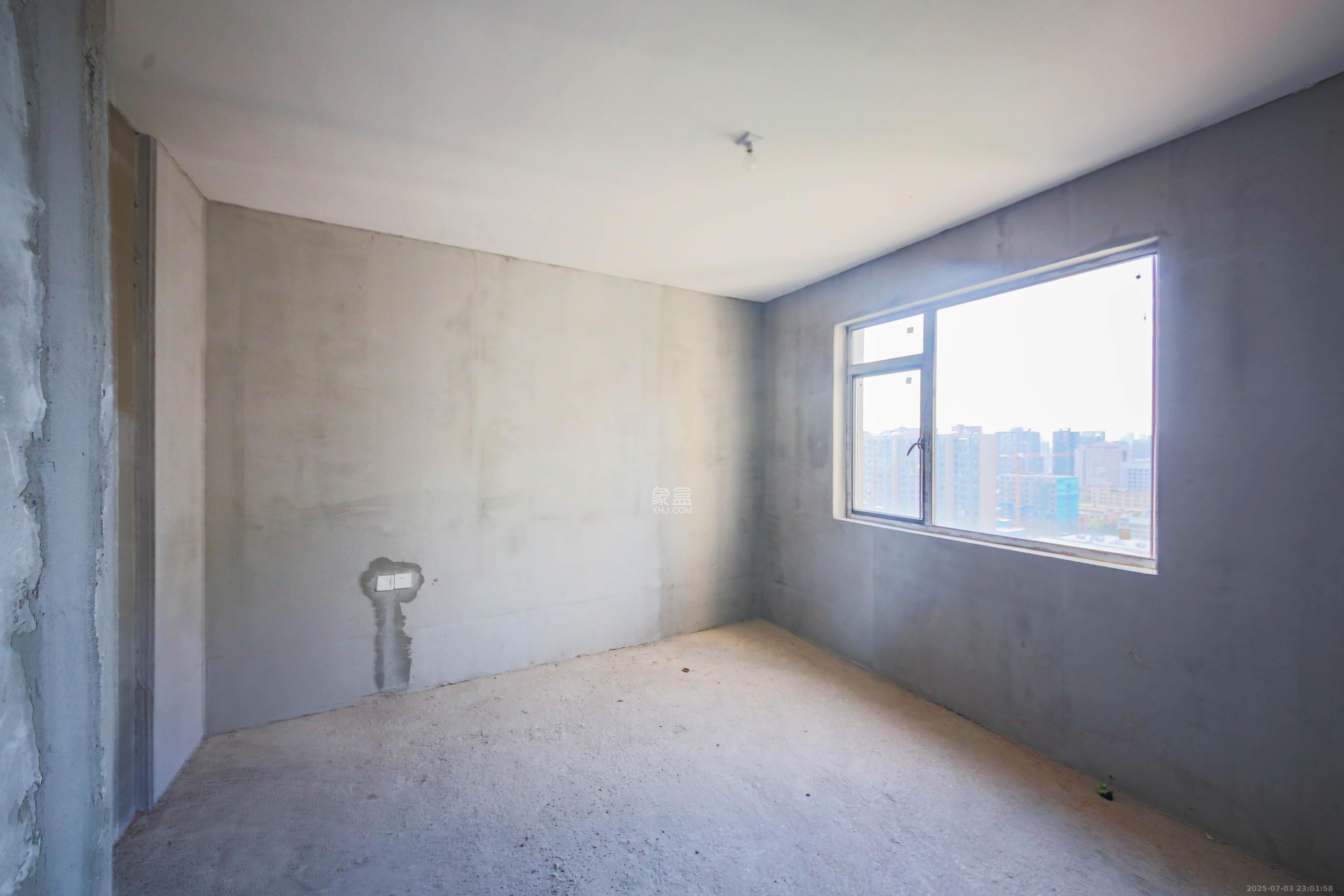 友谊青苑 4室2厅2卫 256.0万 友谊青苑 4室2厅2卫 256.0万卧室