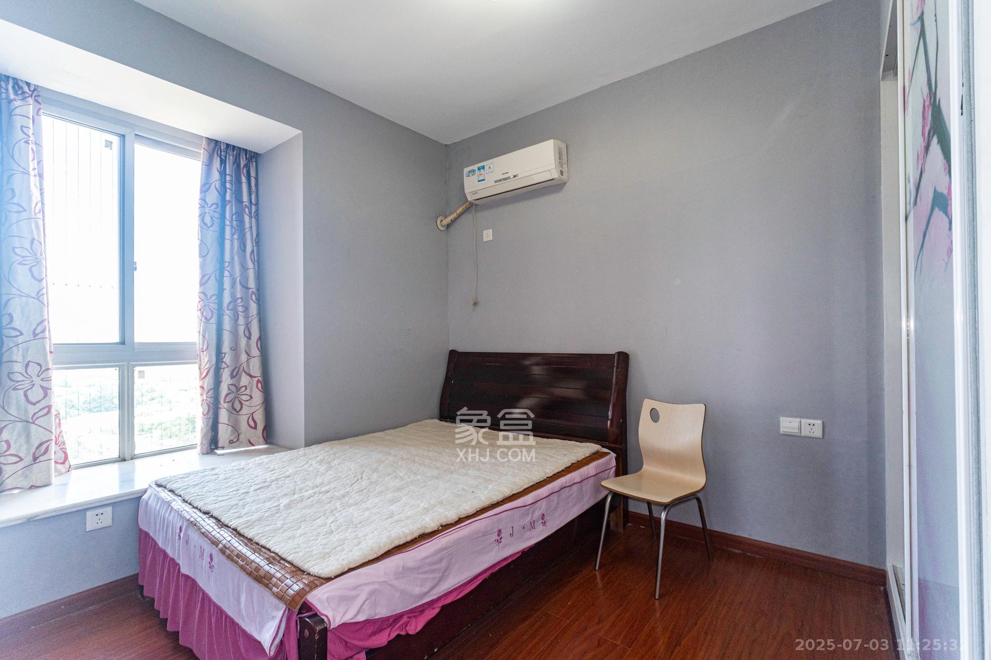 美林水郡  3室2厅2卫    3000.0元/月室内图